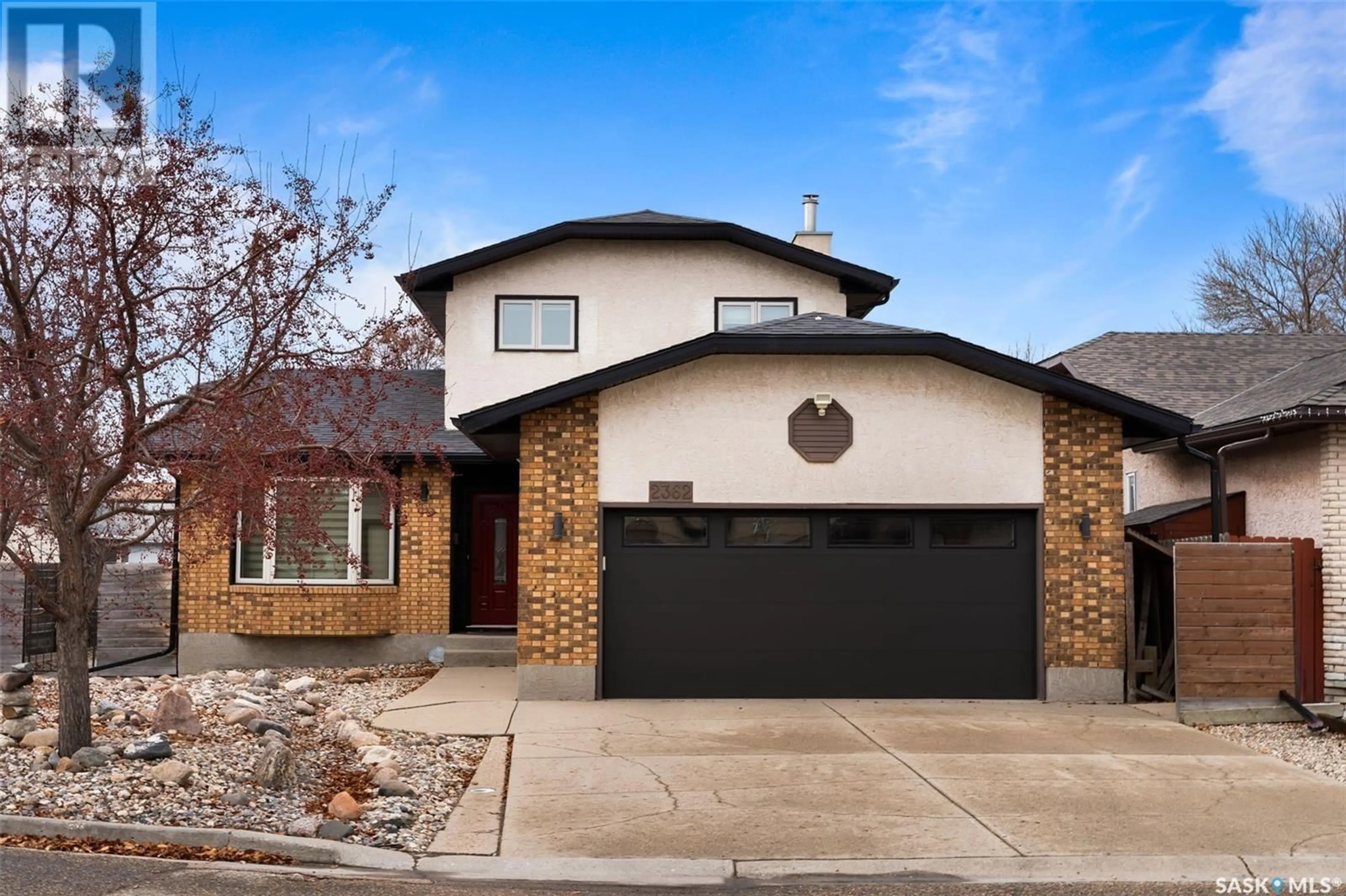 Home with brick exterior material for 2362 McLurg CRESCENT, Regina Saskatchewan S4V2N3