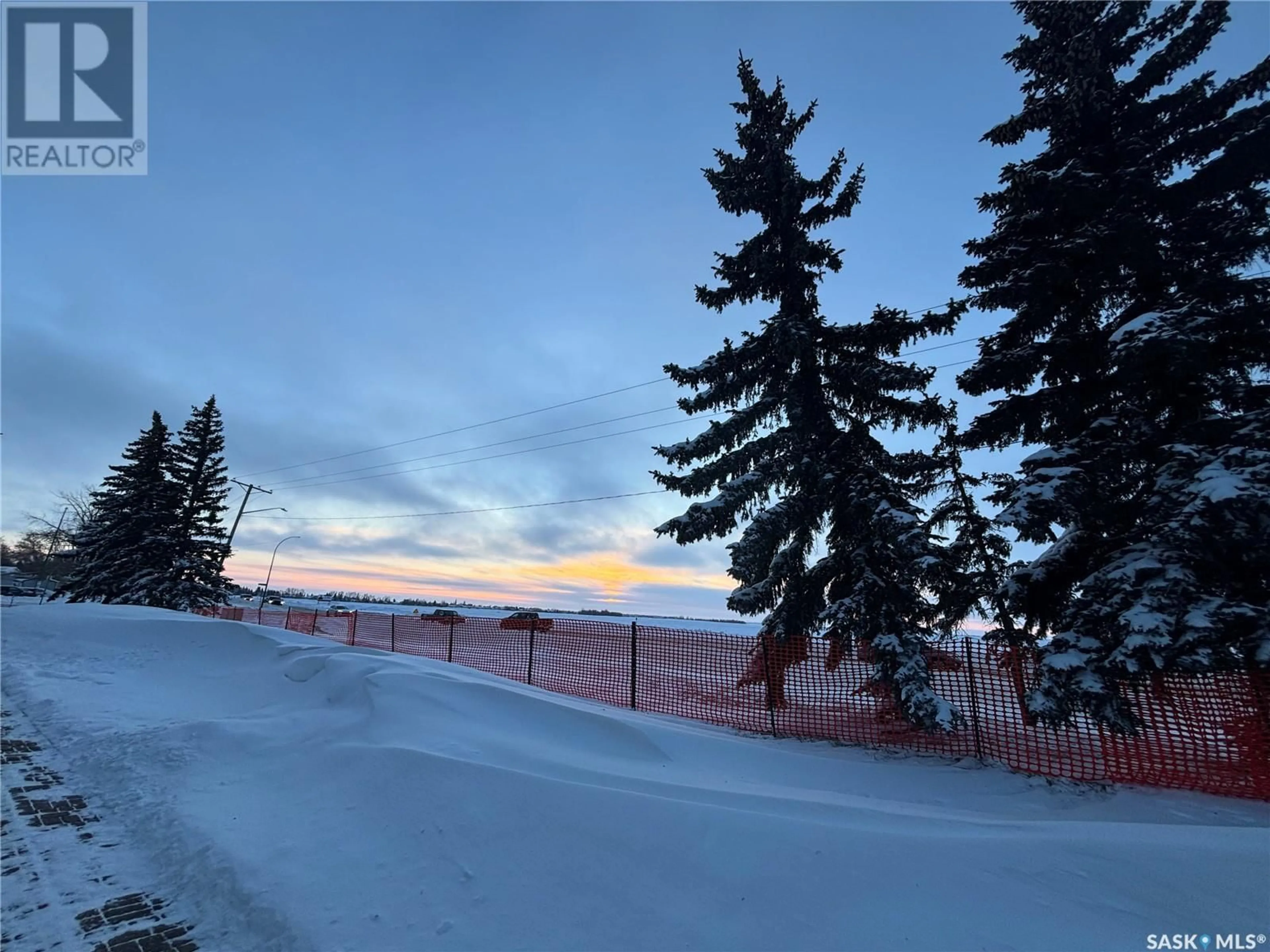 A pic from exterior of the house or condo, the fenced backyard for 7340 Dalgliesh DRIVE, Regina Saskatchewan S4X2K8