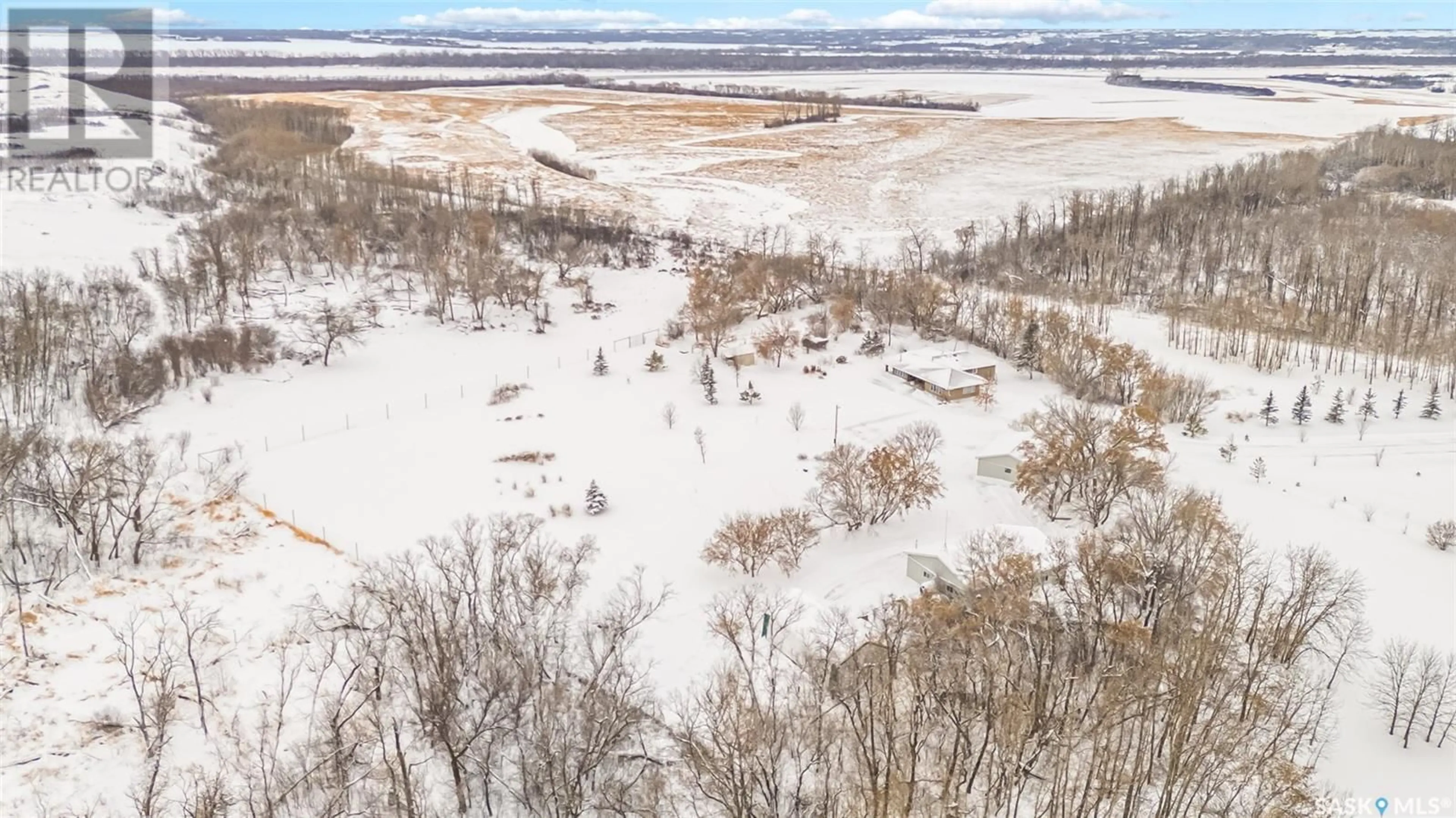 A pic of a room, unknown floor for Fung Acreage, Dundurn Rm No. 314 Saskatchewan S7K1M2