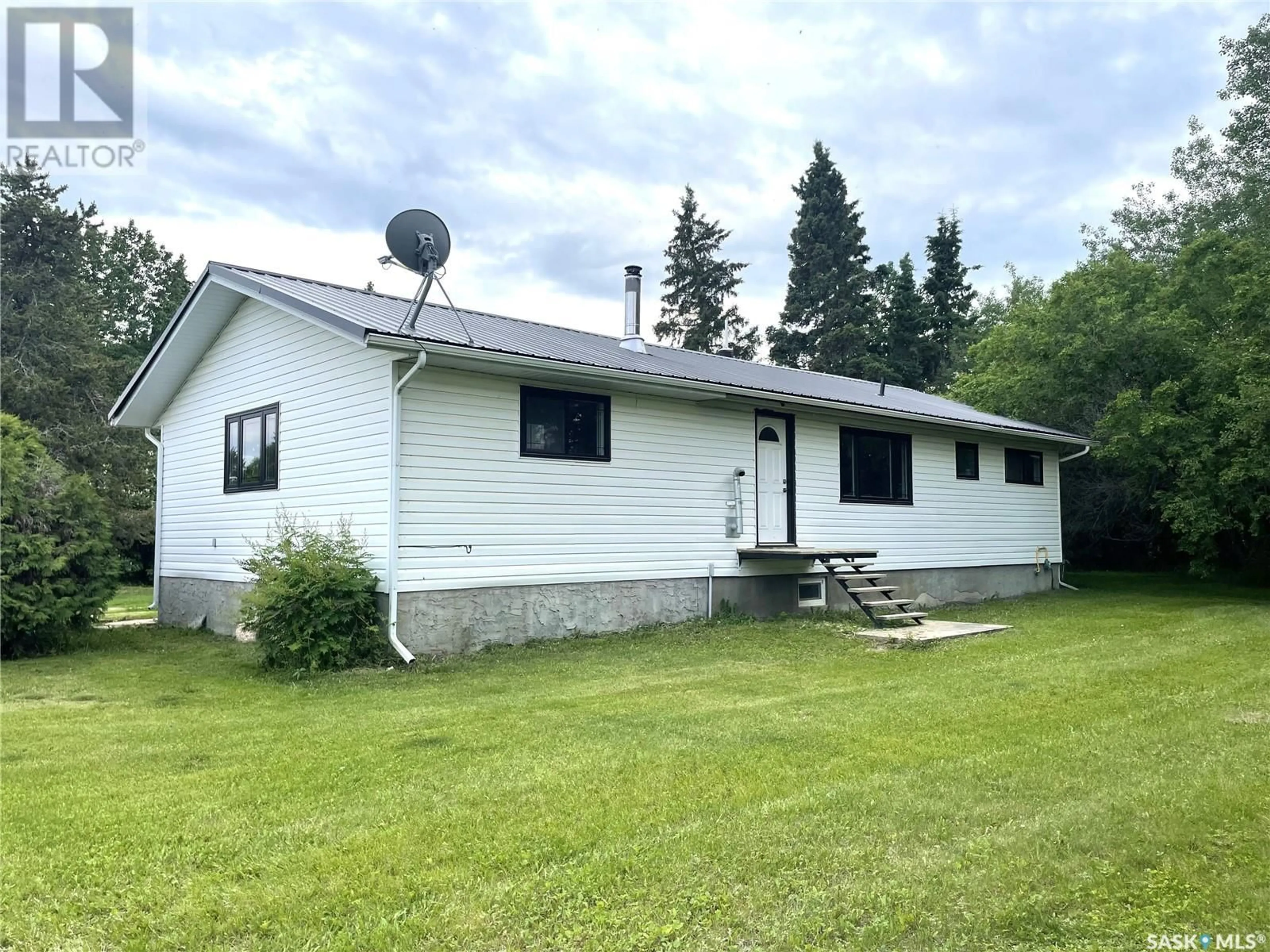 Frontside or backside of a home, cottage for 10 acres SE of Meadow Lake, Meadow Lake Rm No.588 Saskatchewan S9X1Y5