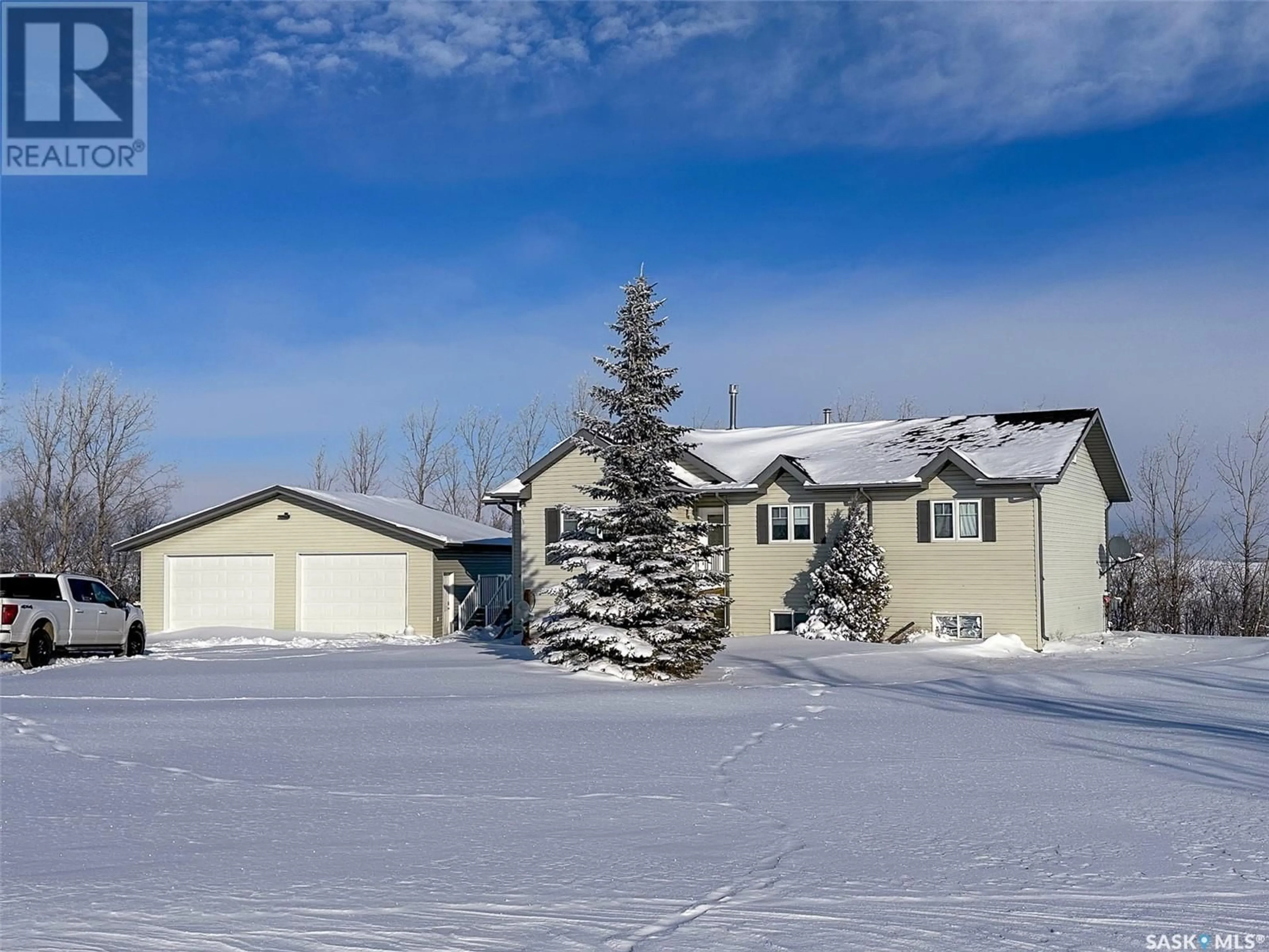 A pic from outside/outdoor area/front of a property/back of a property/a pic from drone, street for CHAPLIN ACREAGE, Chaplin Rm No. 164 Saskatchewan S0H0V0