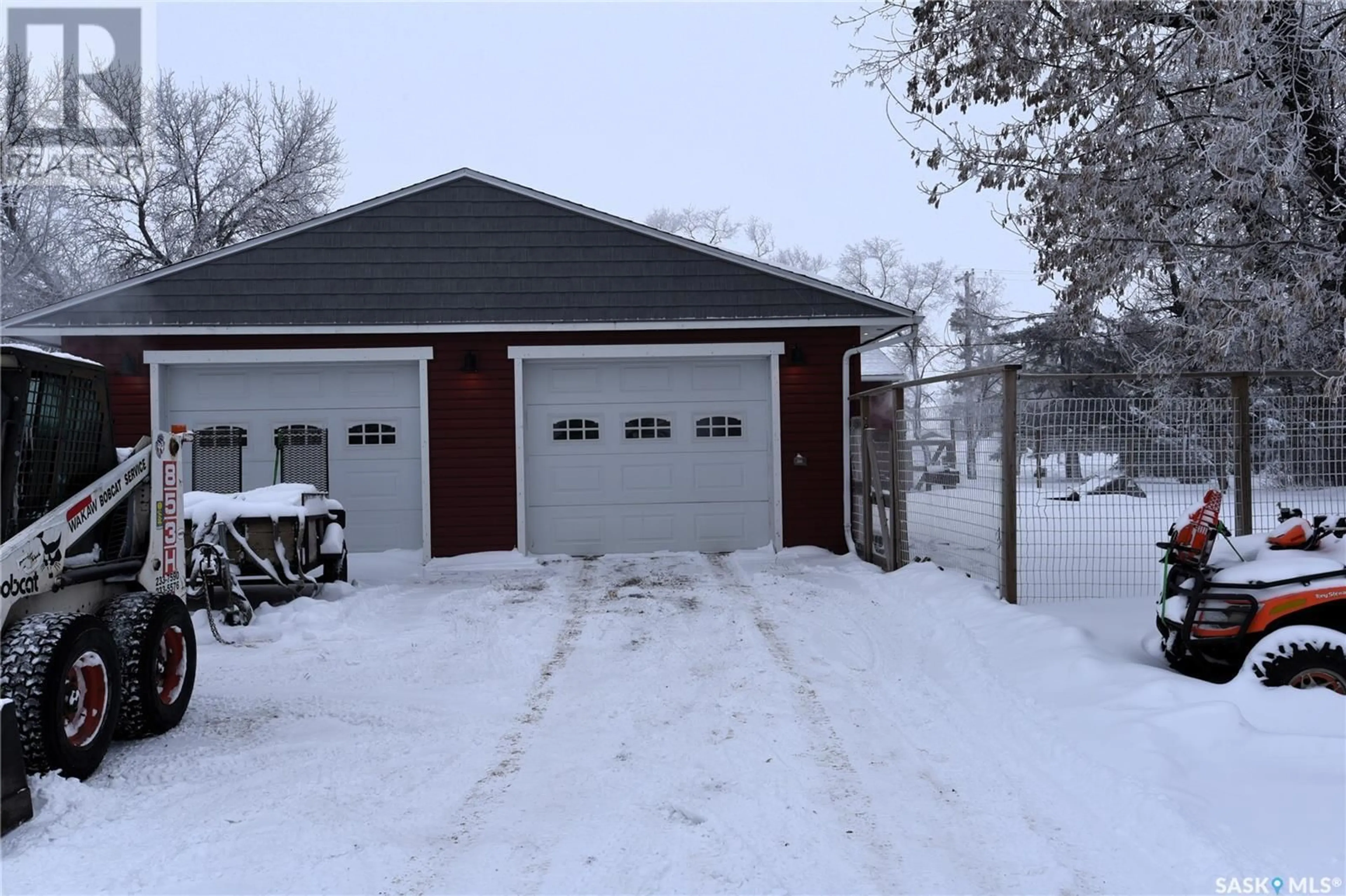 Indoor garage for 151 Birch ROAD, Carrot River Saskatchewan S0E0L0