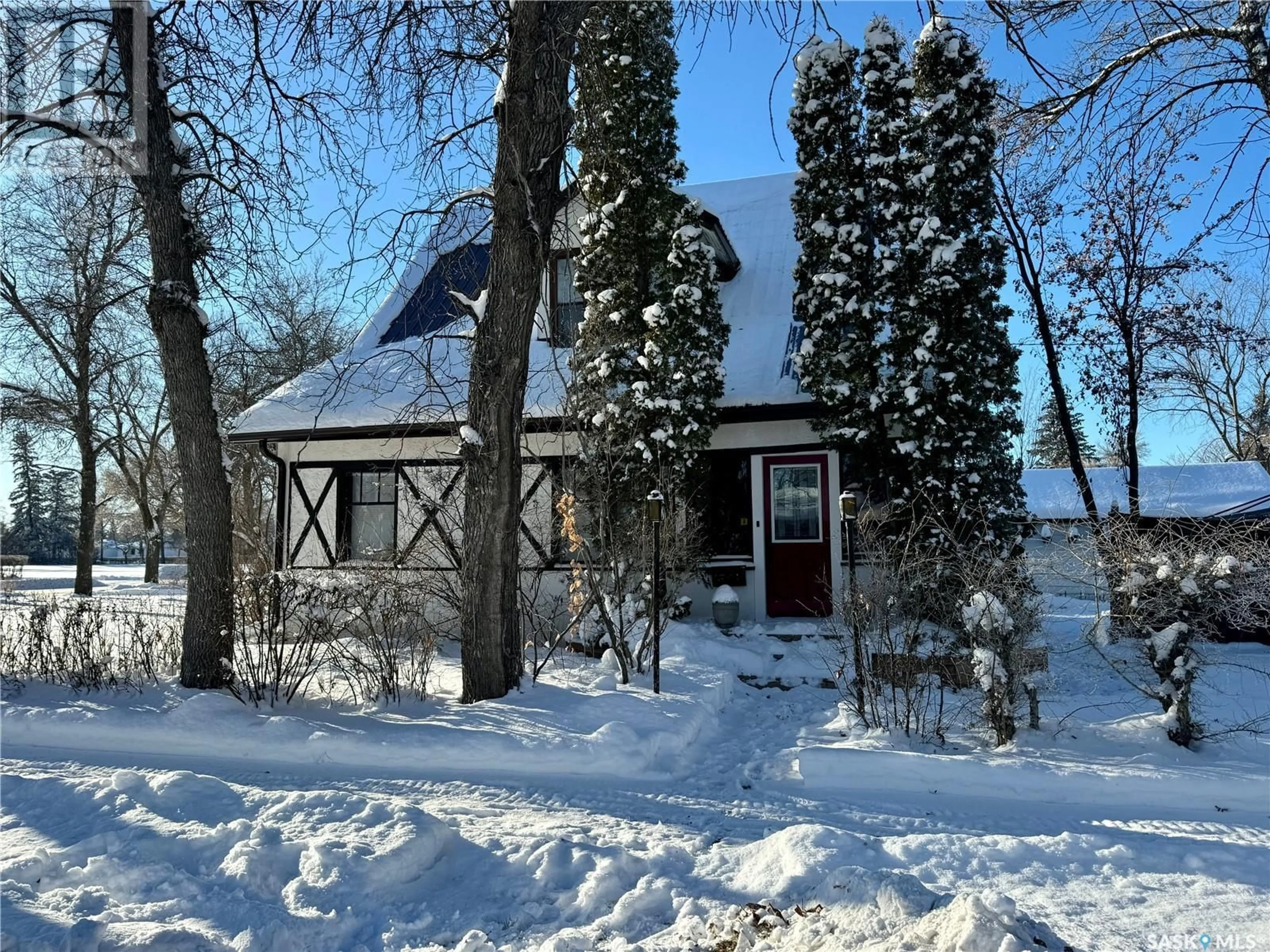 A pic from exterior of the house or condo, cottage for 40 Melrose AVENUE, Yorkton Saskatchewan S3N1Y8