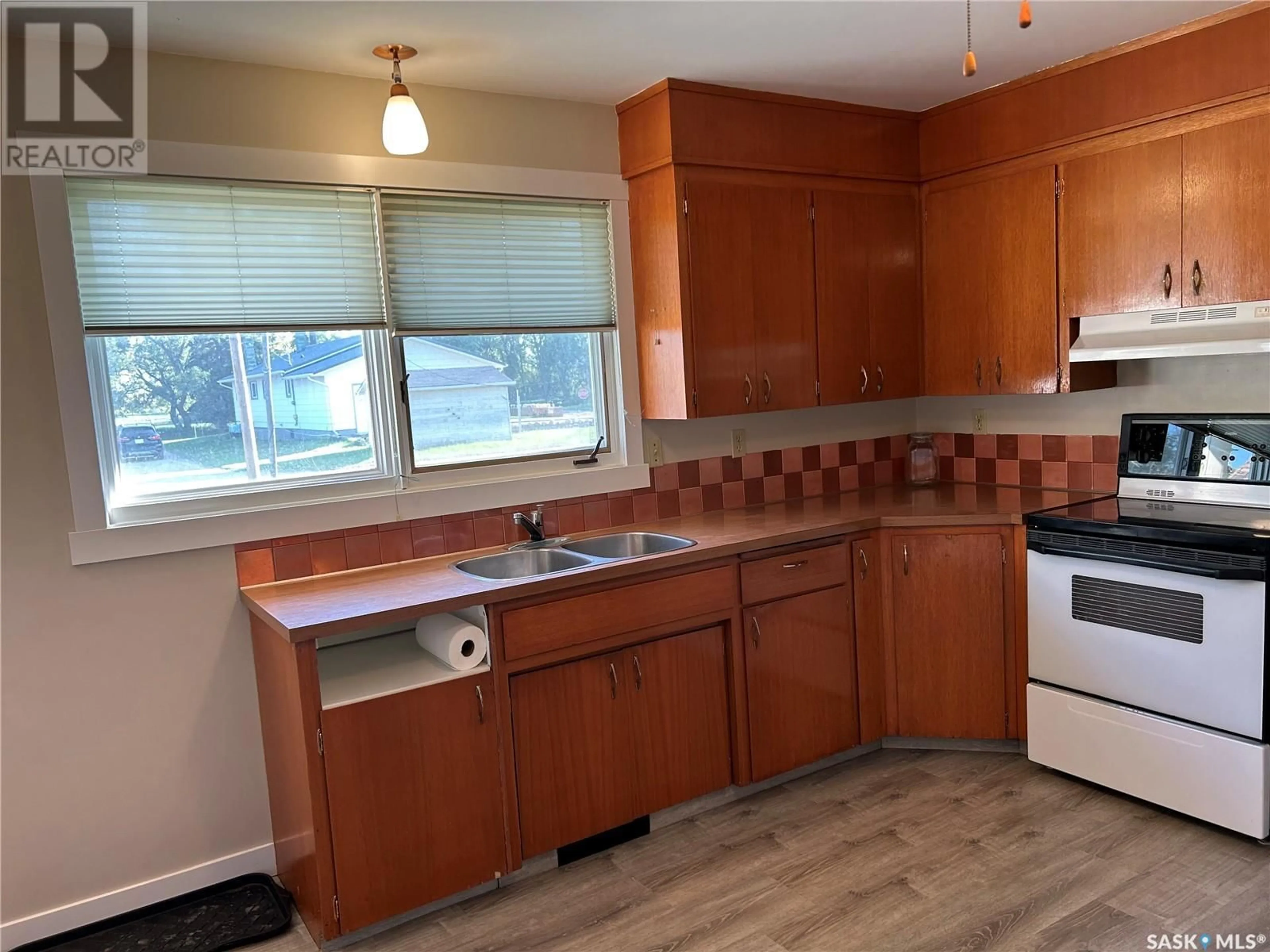 Standard kitchen, wood floors for 301 Prince STREET, Imperial Saskatchewan S0G2J0