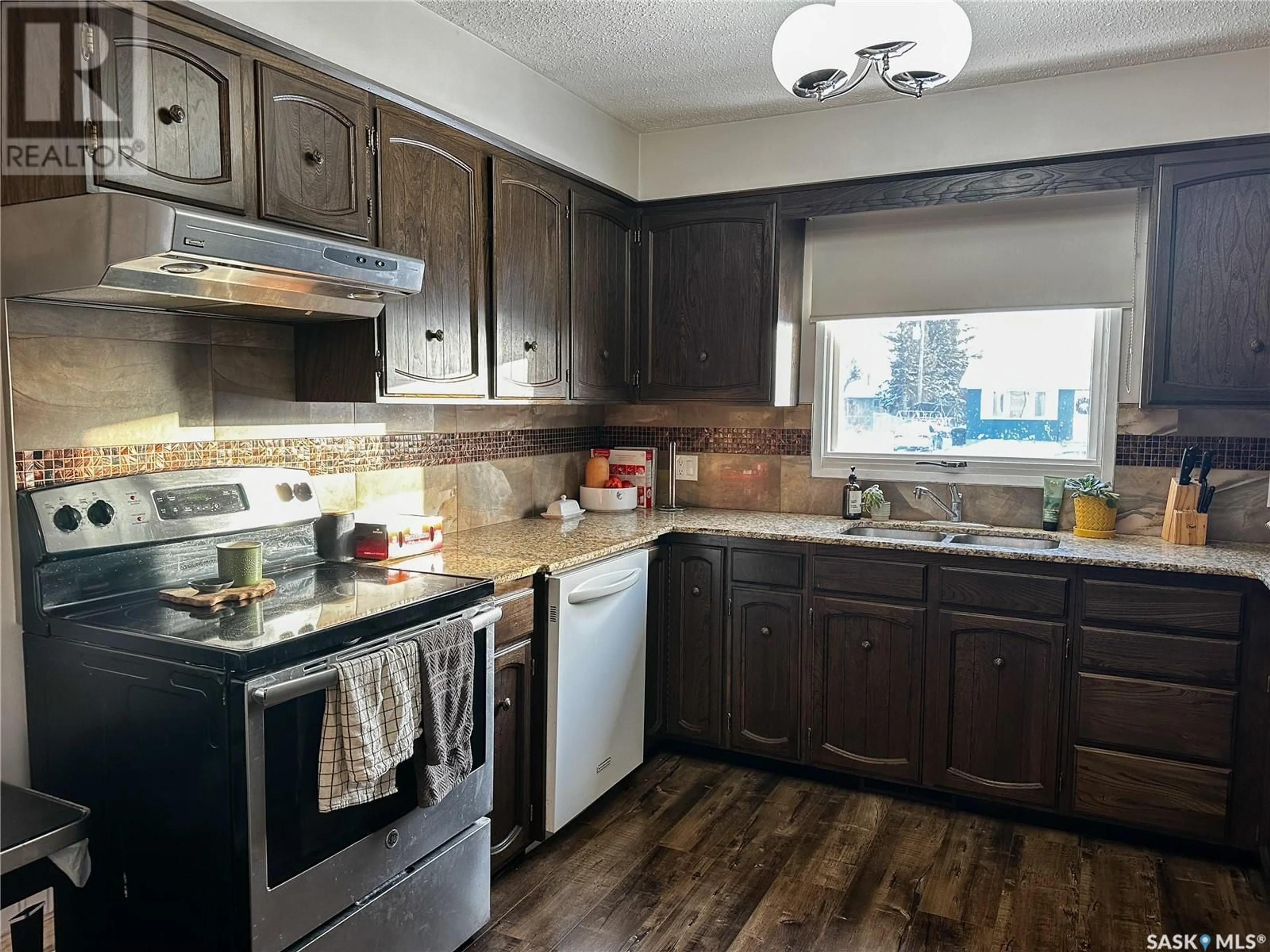 Standard kitchen, wood floors for 342 28th STREET, Battleford Saskatchewan S0M0E0