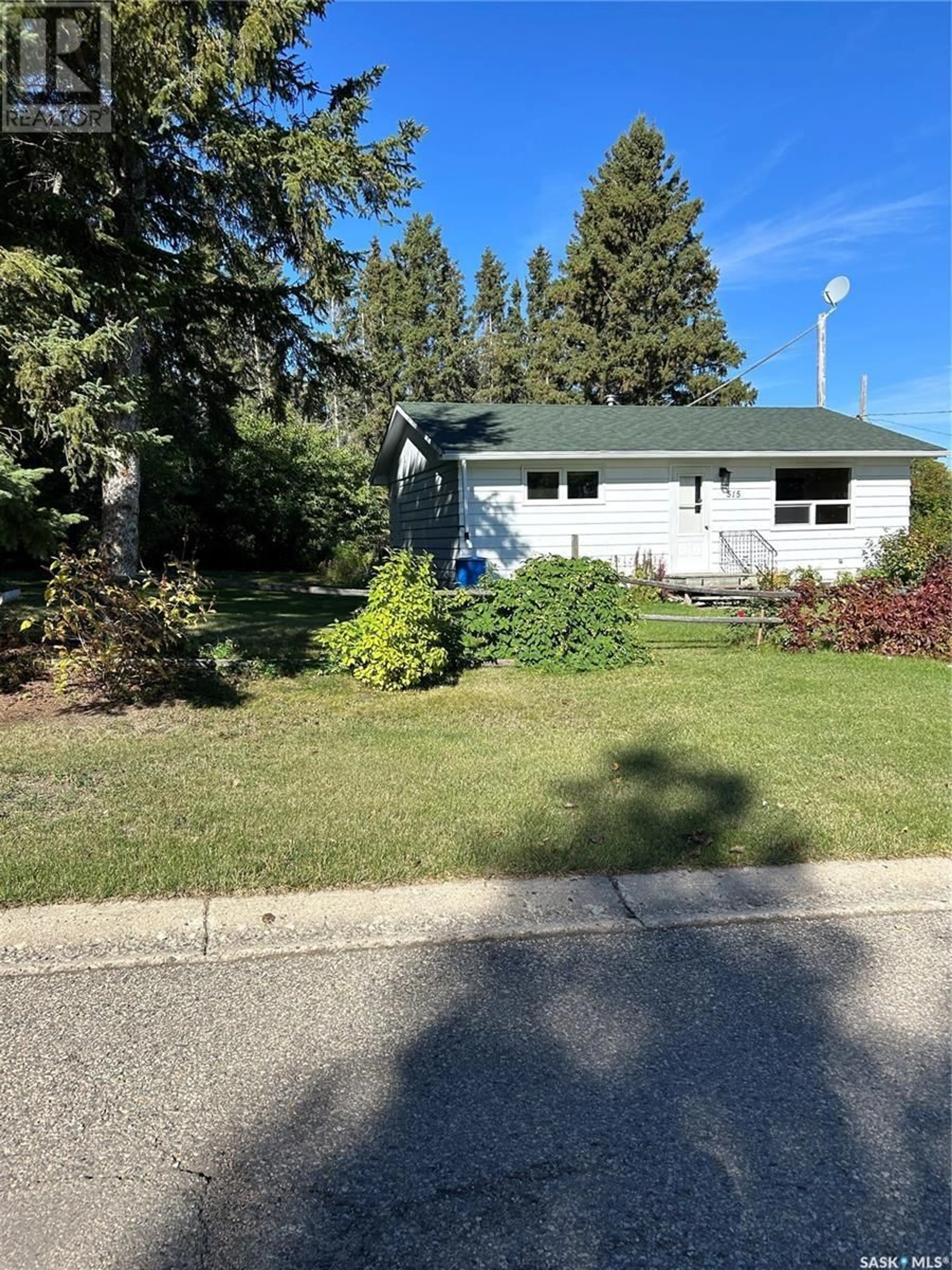 Frontside or backside of a home, cottage for 515 Garden STREET, Kelvington Saskatchewan S0A1W0