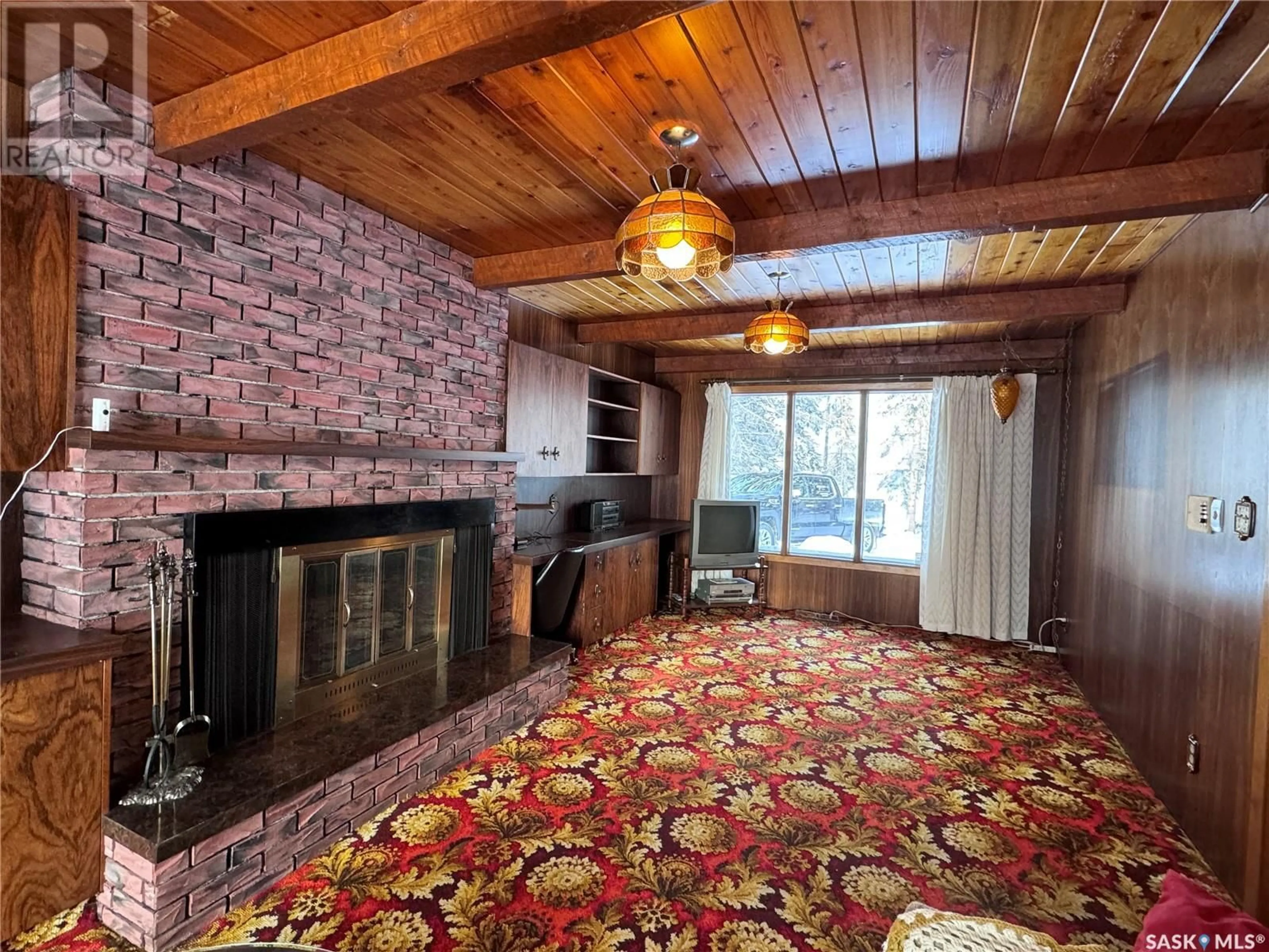 A pic of a room, wood floors for 461 Railway AVENUE S, Bruno Saskatchewan S0K0S0