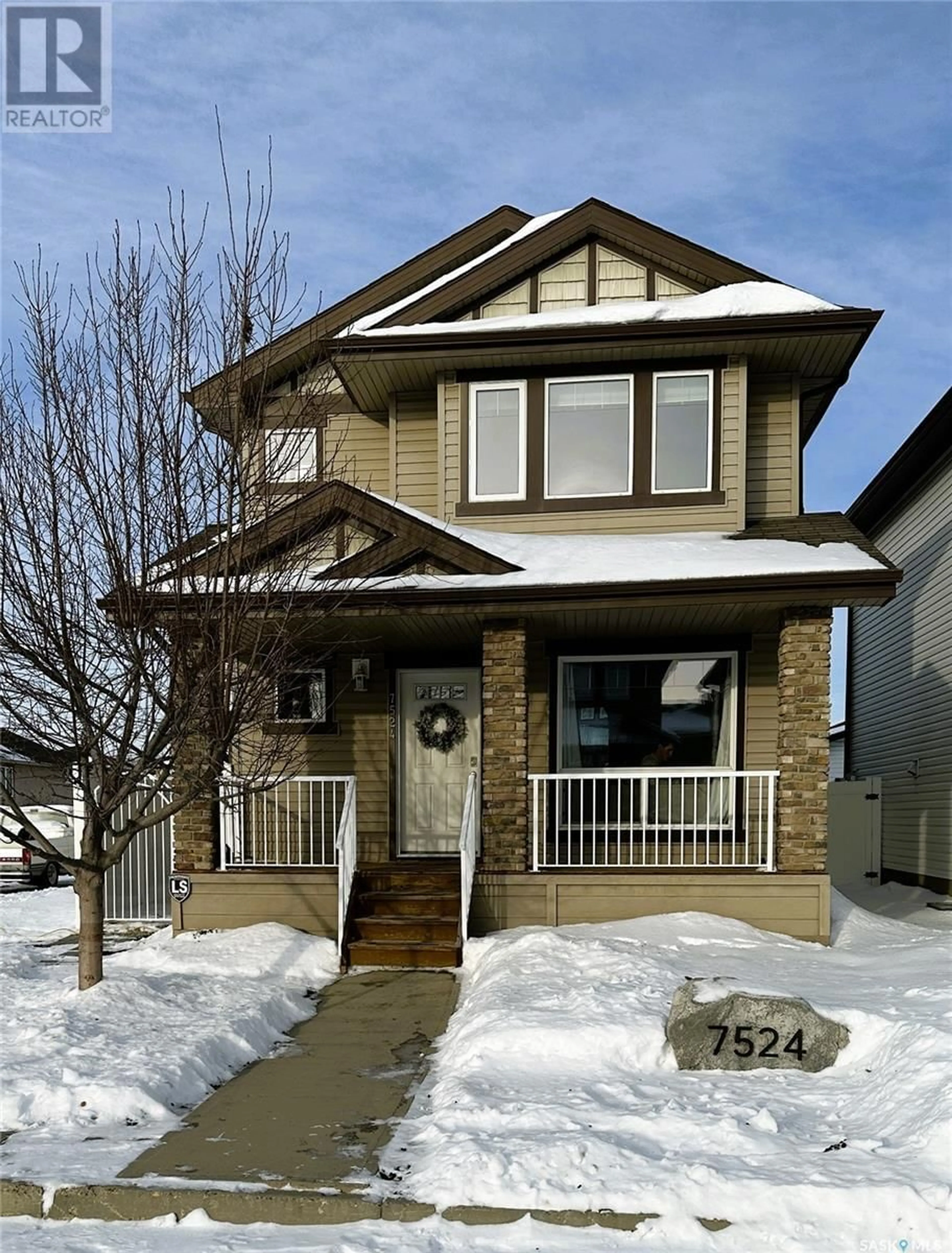 Frontside or backside of a home, cottage for 7524 Oxbow WAY, Regina Saskatchewan S4Y0B5