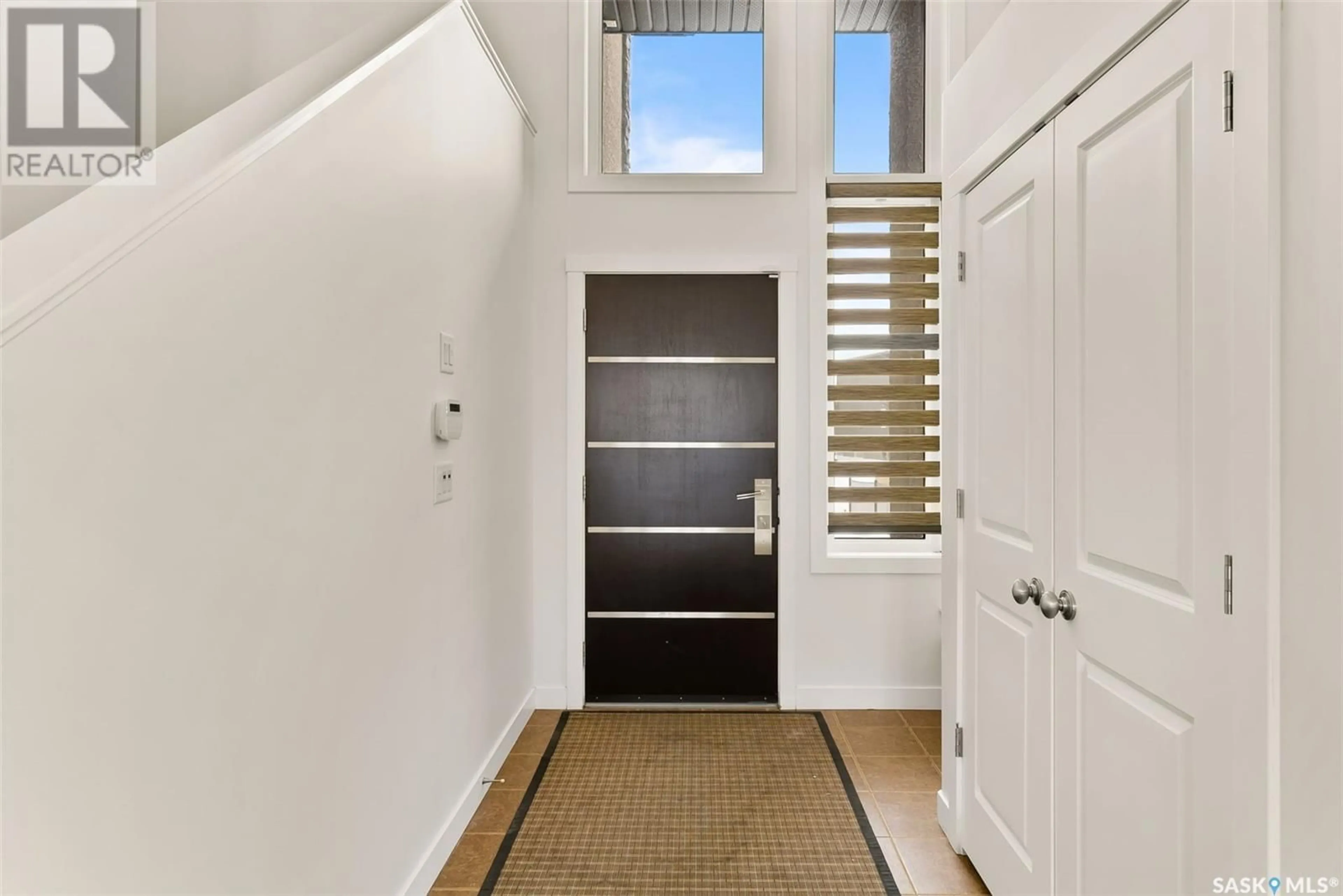 Indoor entryway for 4128 GREEN WILLOW TERRACE, Regina Saskatchewan S4V1M3