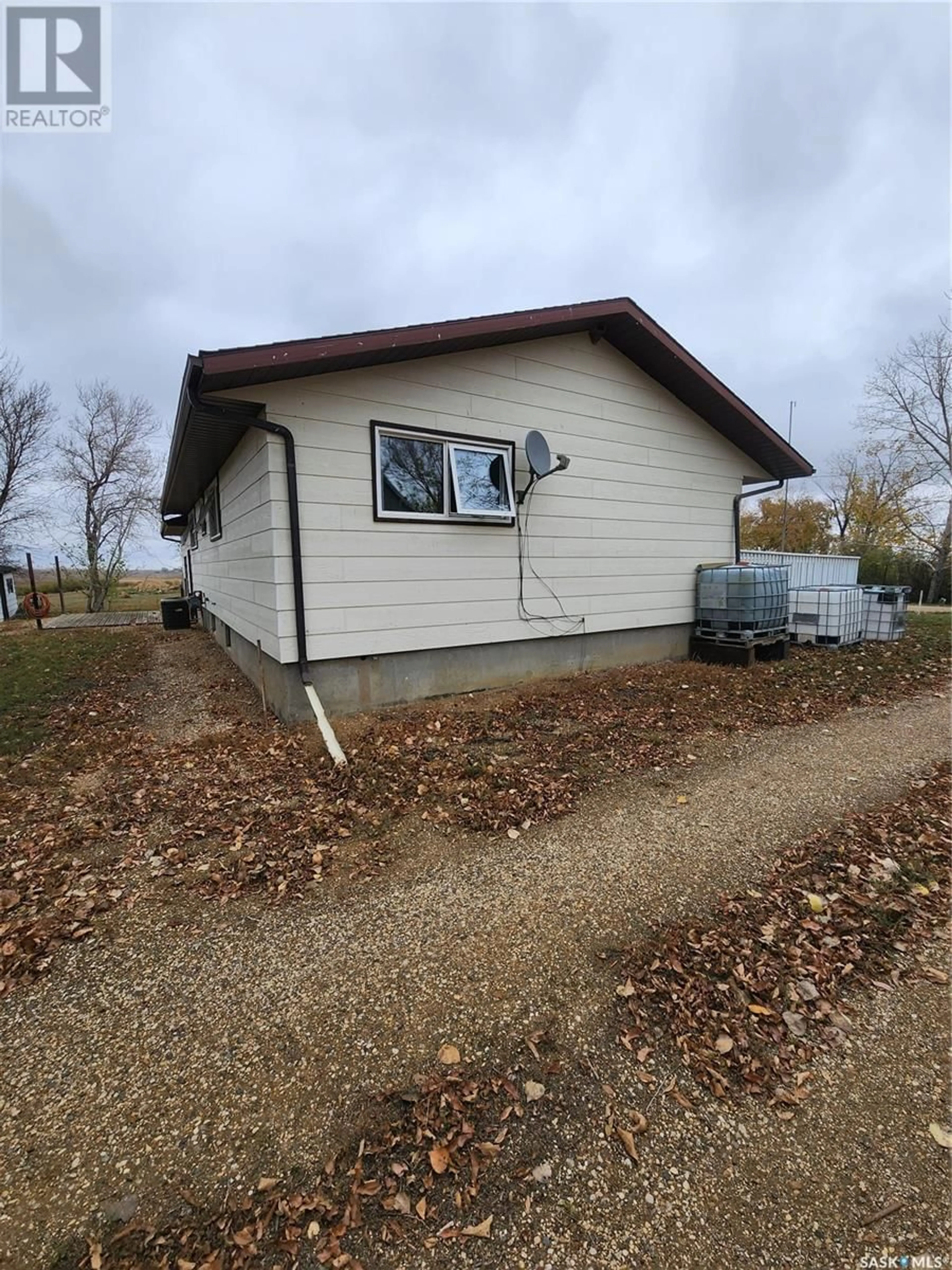 Shed for 1 First AVENUE, Oungre Saskatchewan S0C1Z0