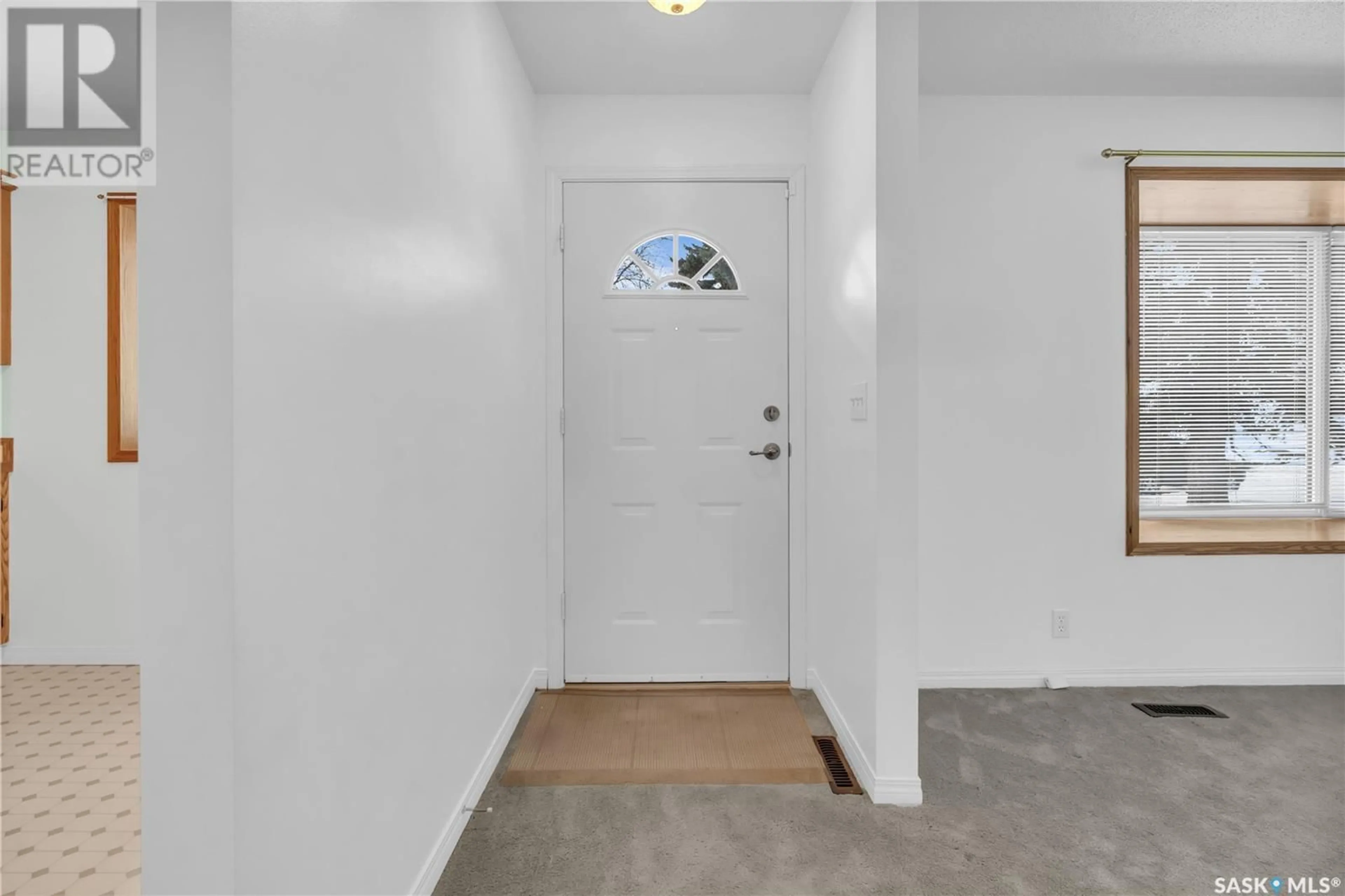 Indoor entryway, not visible floor for 58 Hammond ROAD, Regina Saskatchewan S4R3C6