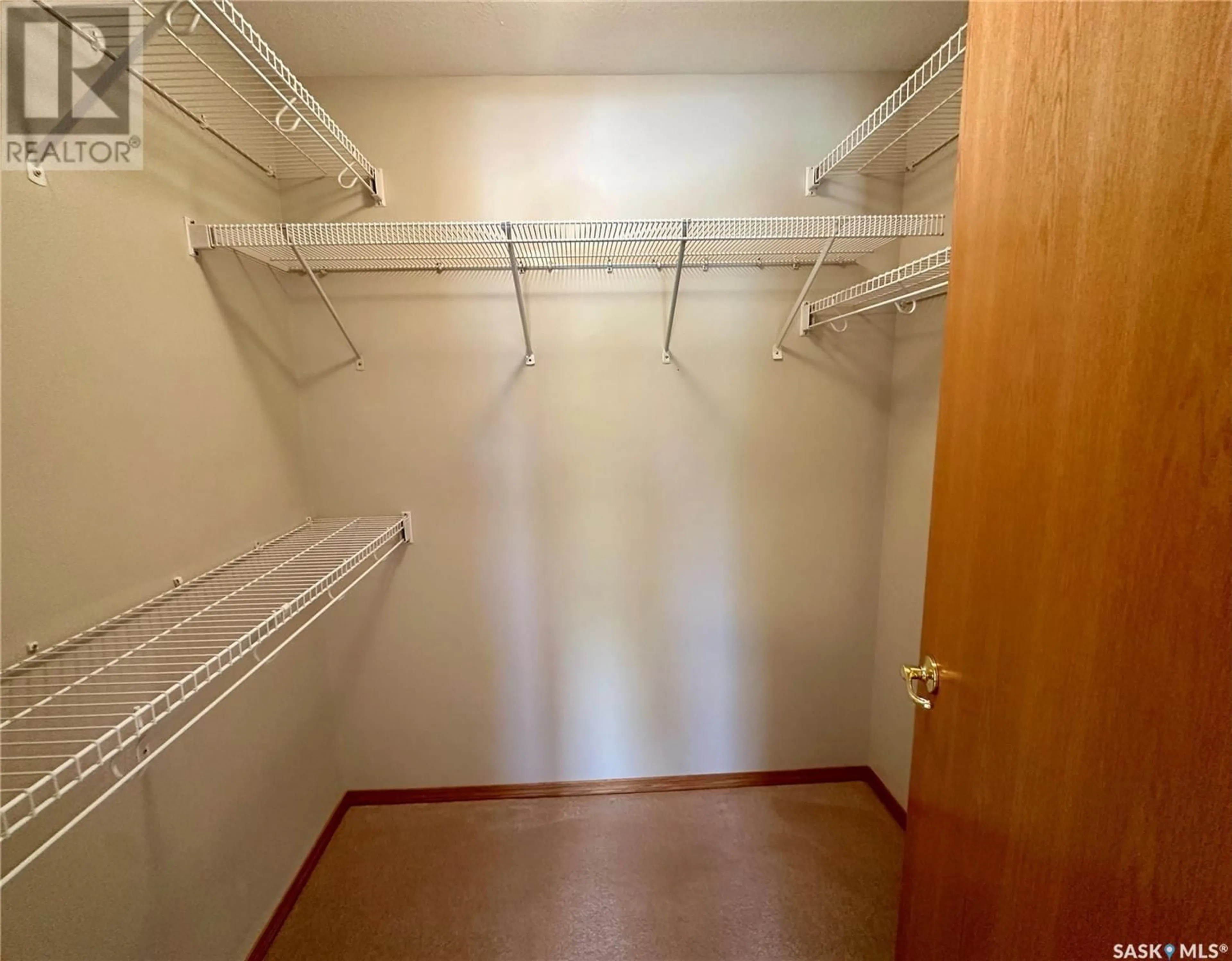 Storage room or clothes room or walk-in closet for 210 6 LORNE PLACE, Regina Saskatchewan S4R8B3