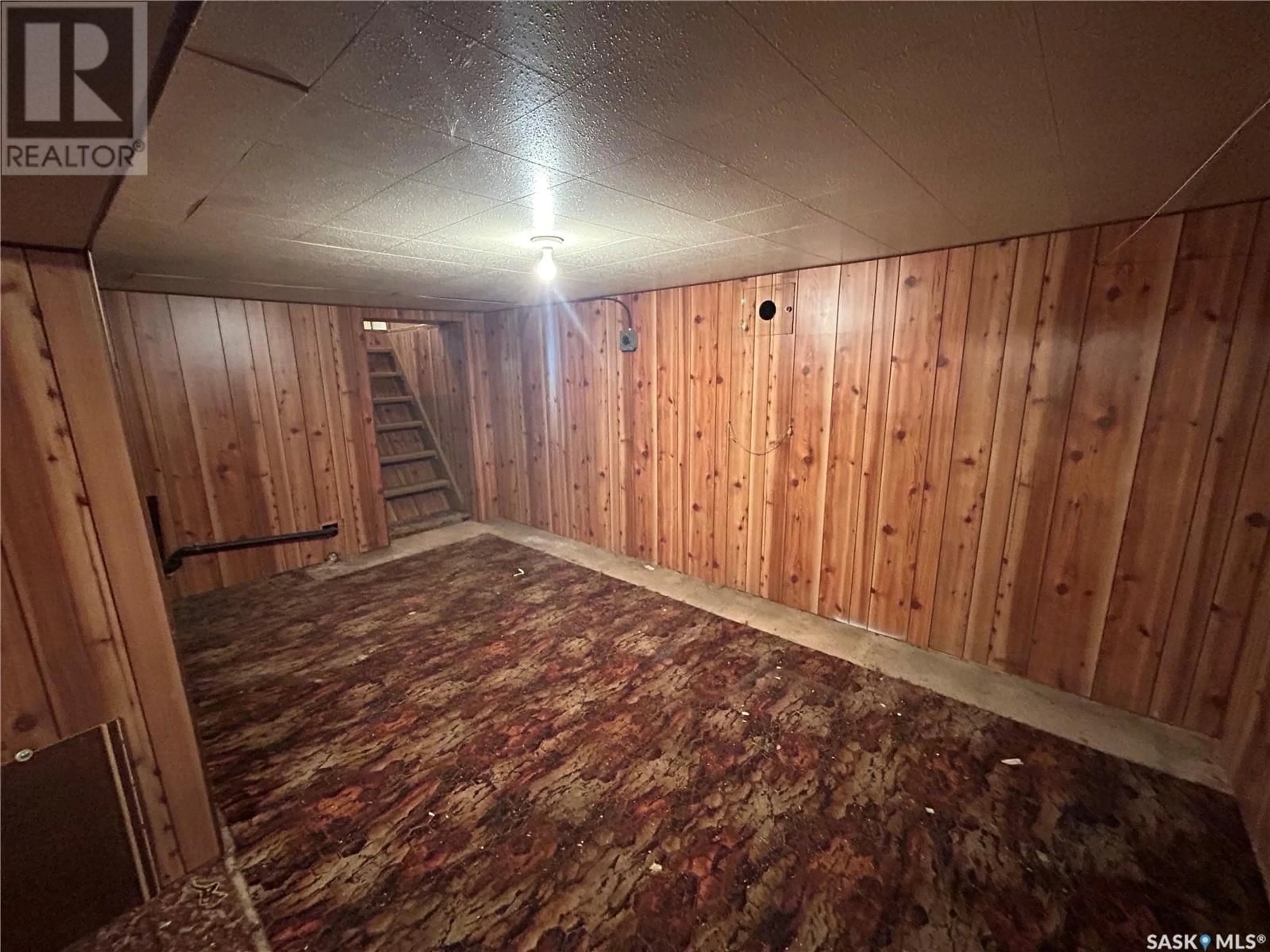 A pic of a room, unknown floor for 802 Athabaska AVENUE, Grenfell Saskatchewan S0G2B0