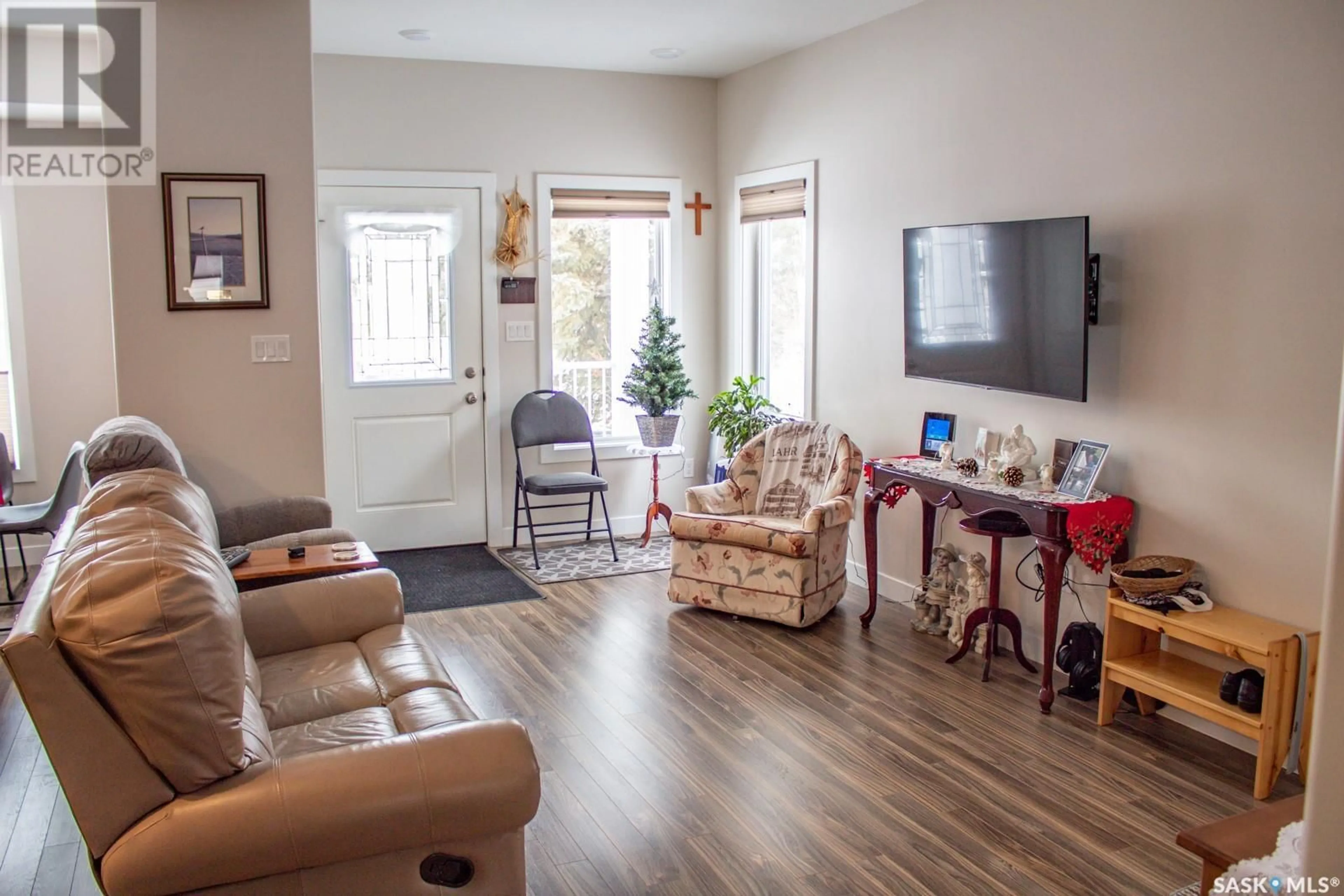 Living room, wood floors for 112N 1st AVENUE N, St. Brieux Saskatchewan S0K3V0