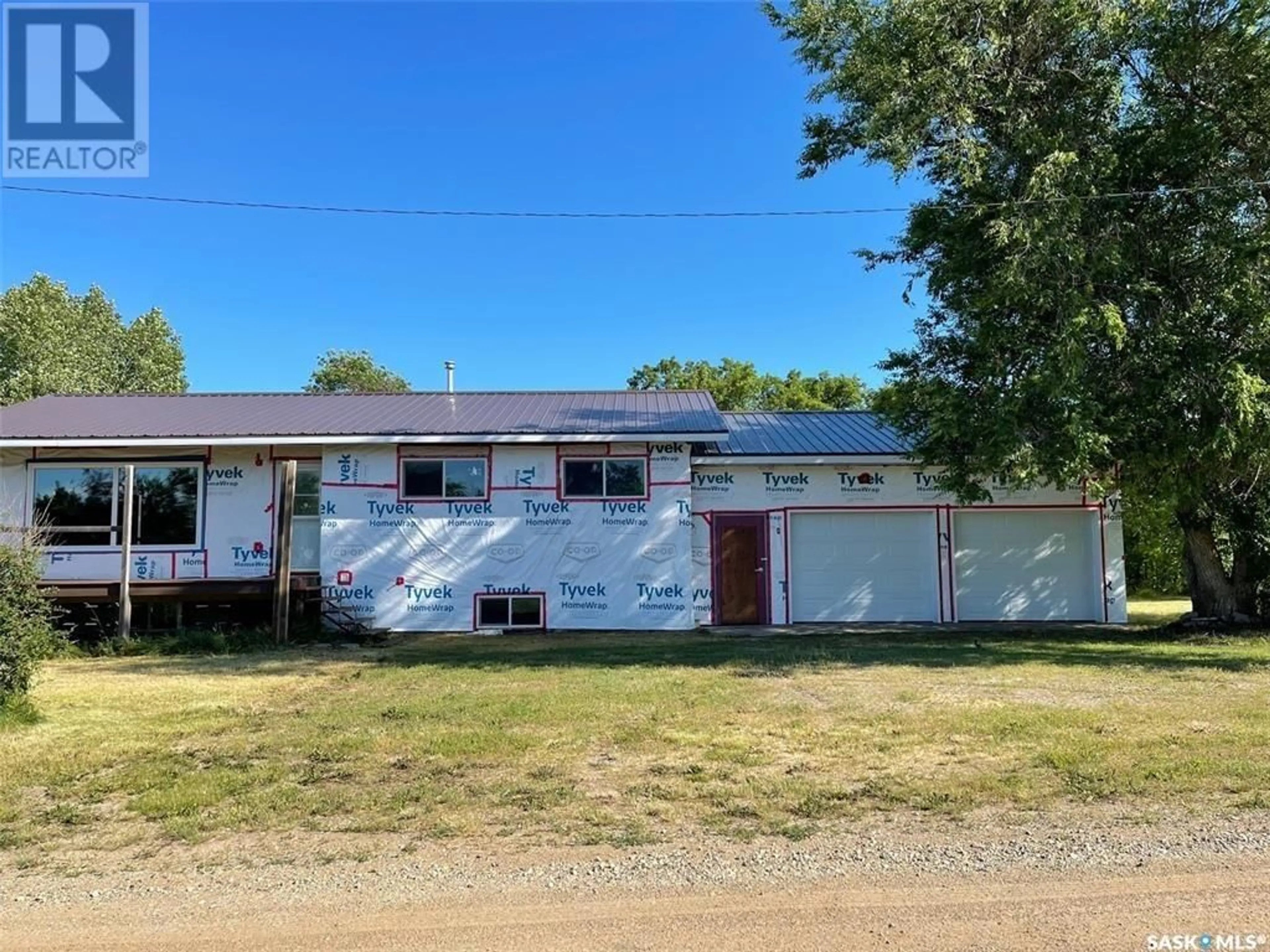 Frontside or backside of a home, cottage for 232 2nd STREET, Frobisher Saskatchewan S0C0Y0