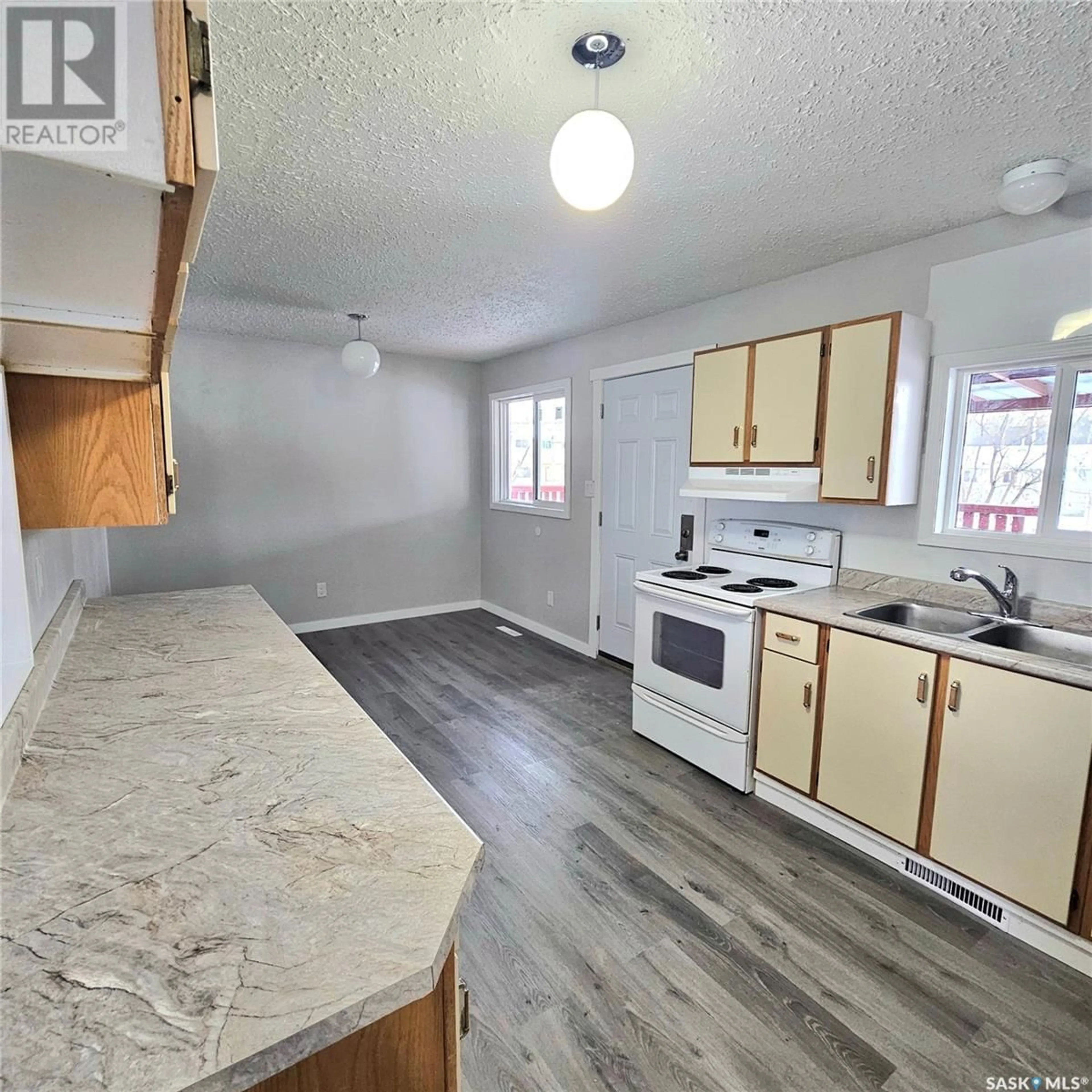 Standard kitchen, not visible floor, cottage for 1205 17th STREET W, Prince Albert Saskatchewan S6V3Z2