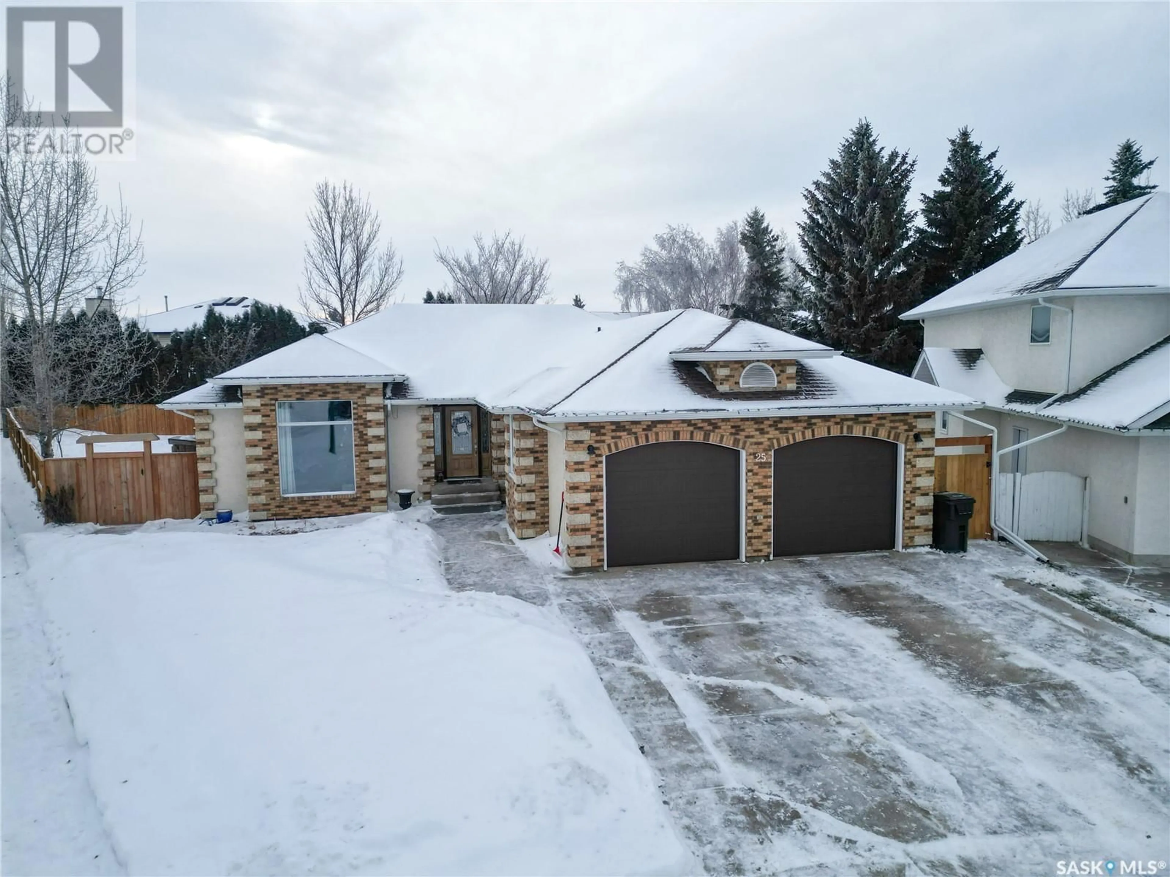 Frontside or backside of a home, the street view for 25 Oliver WAY, Prince Albert Saskatchewan S6X1A9