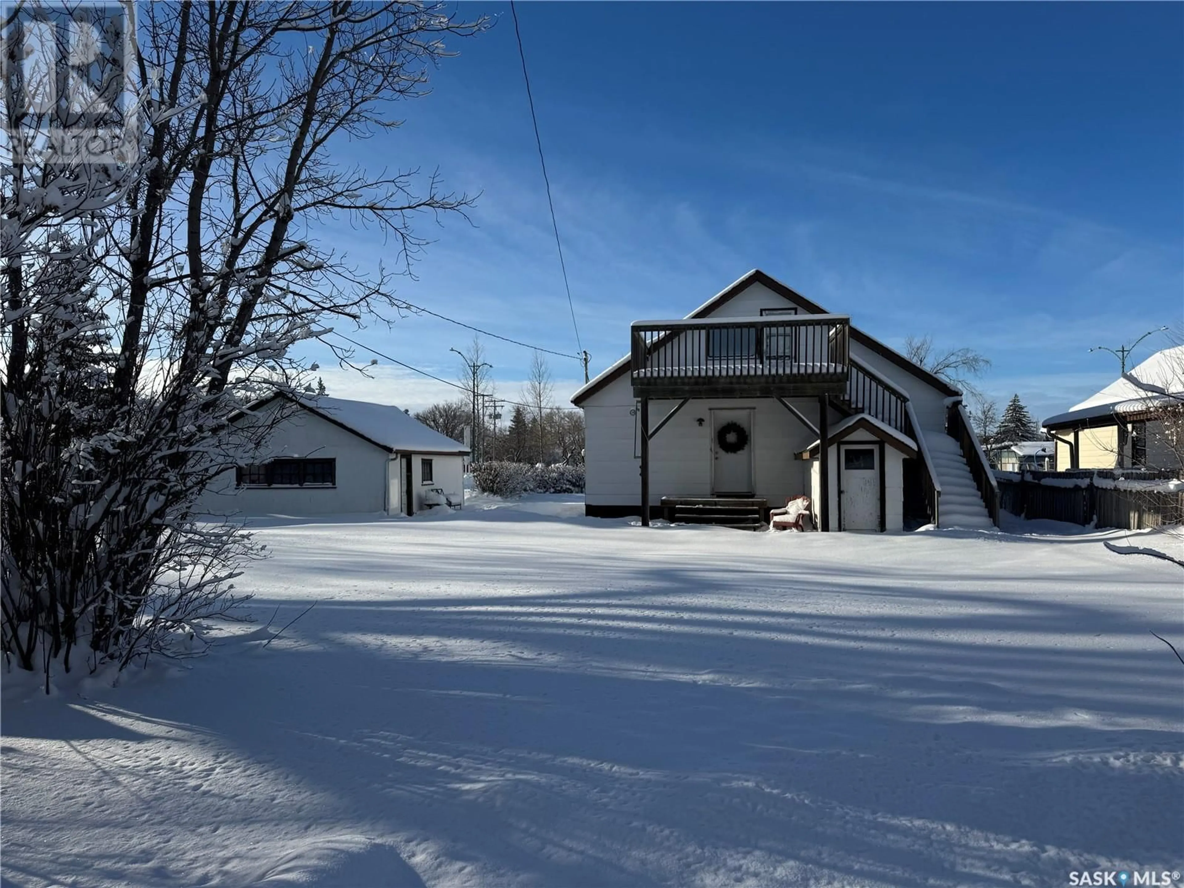 A pic from outside/outdoor area/front of a property/back of a property/a pic from drone, street for 205 Main STREET, Foam Lake Saskatchewan S0A1A0