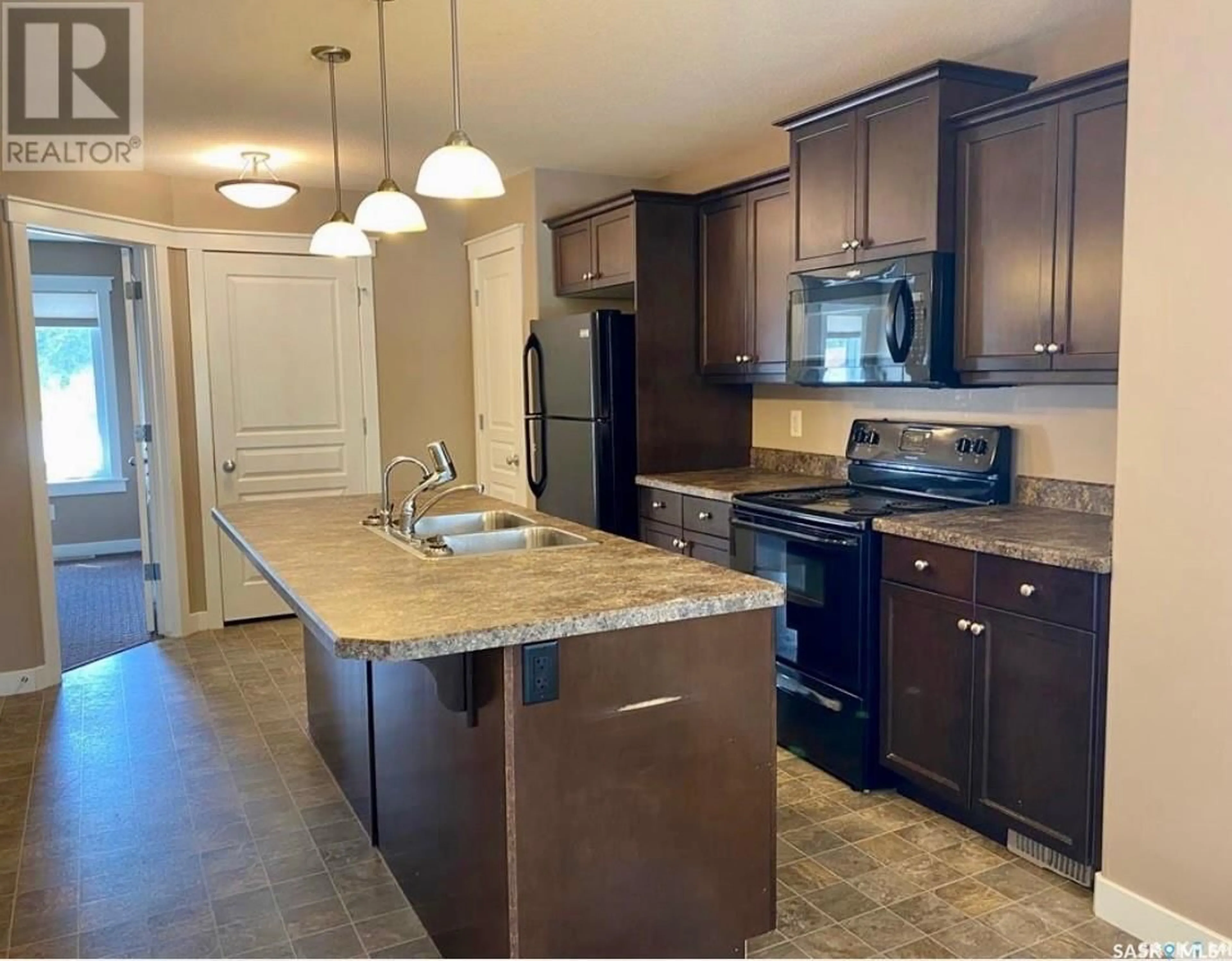 Open concept kitchen, unknown for 307 Cornwall STREET, Regina Saskatchewan S4R2G6