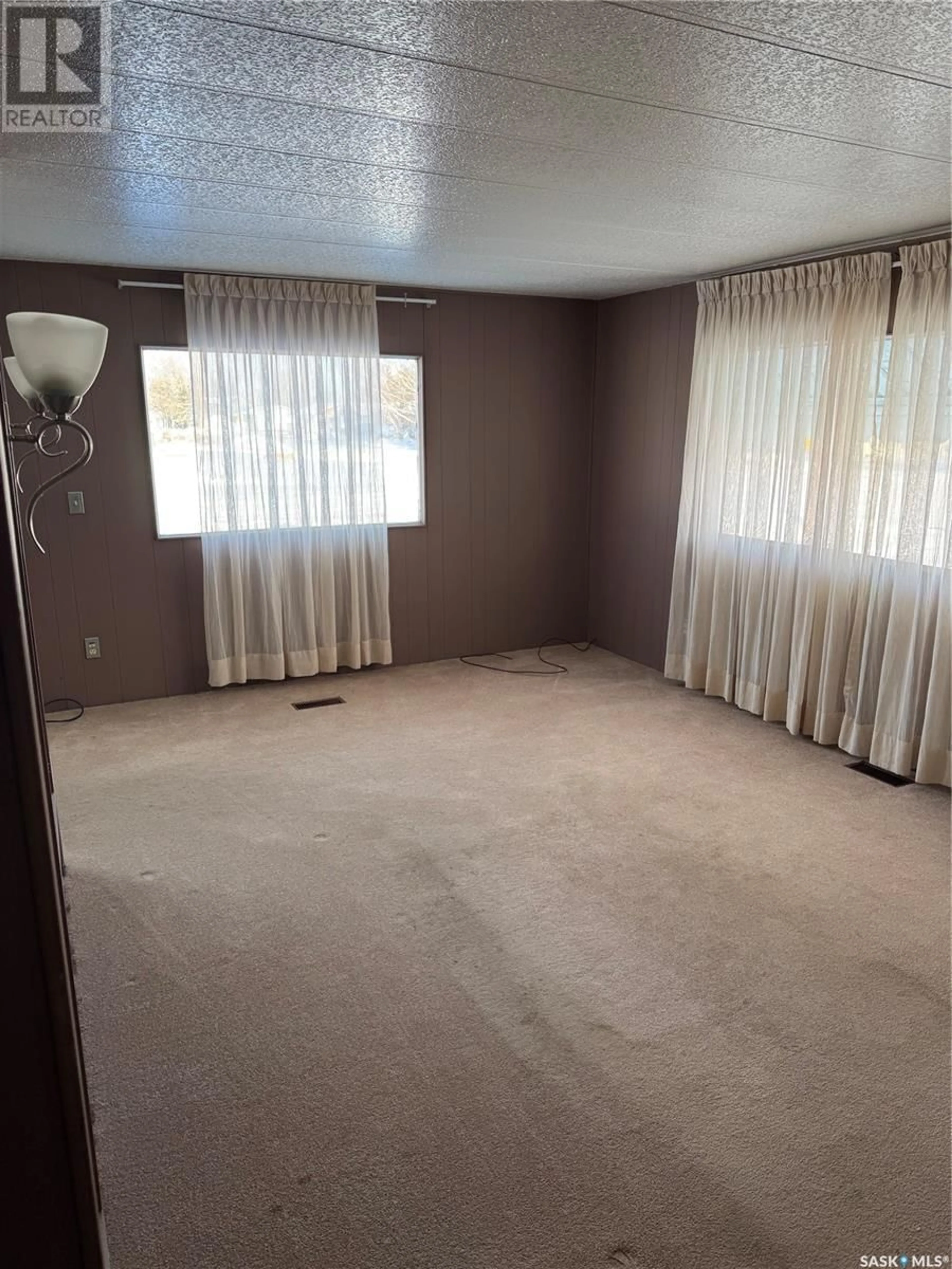 A pic of a room for 111 Angus STREET, Stockholm Saskatchewan S0A3Y0