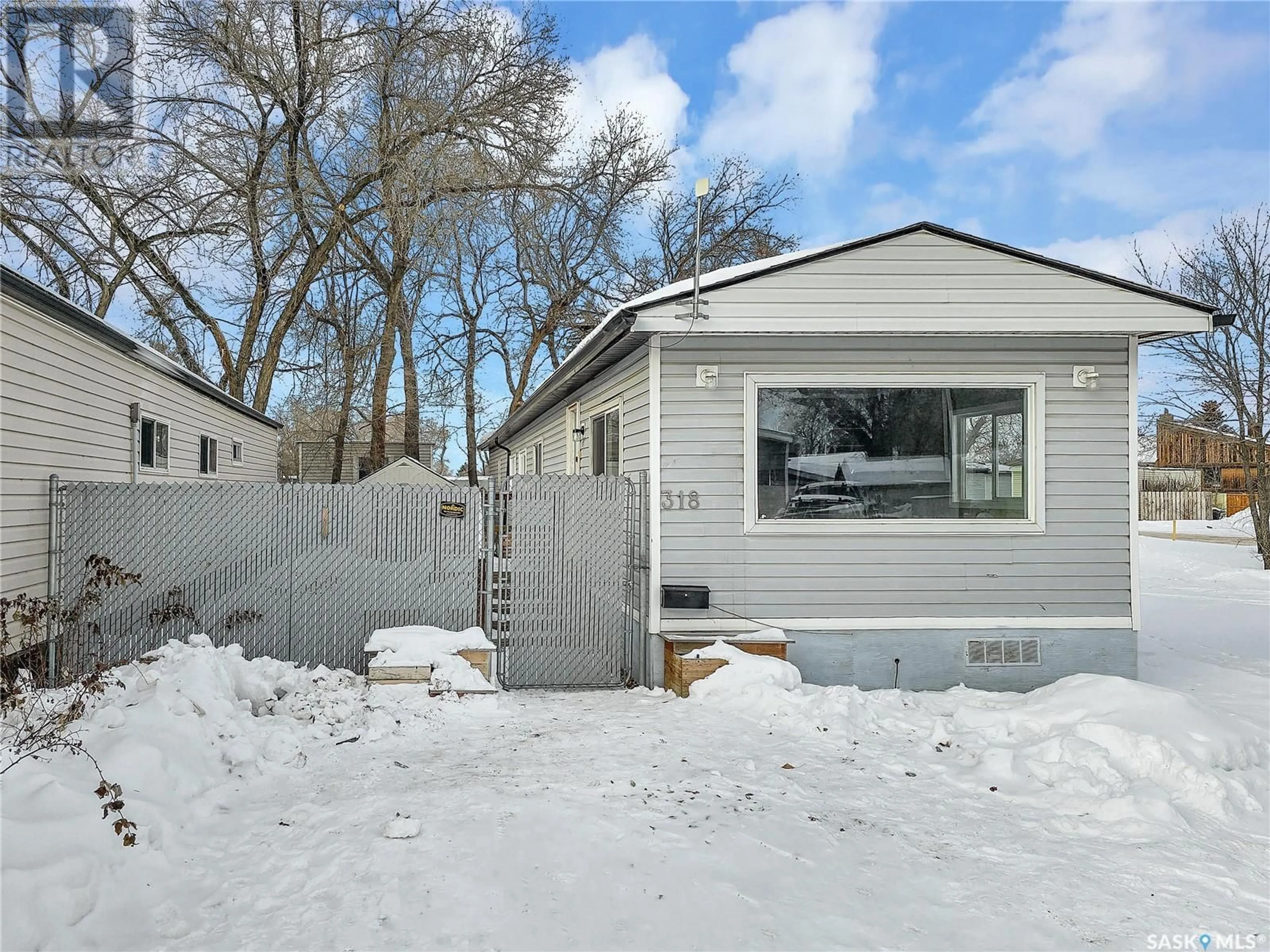 Shed for 318 1524 Rayner AVENUE, Saskatoon Saskatchewan S7N1Y1