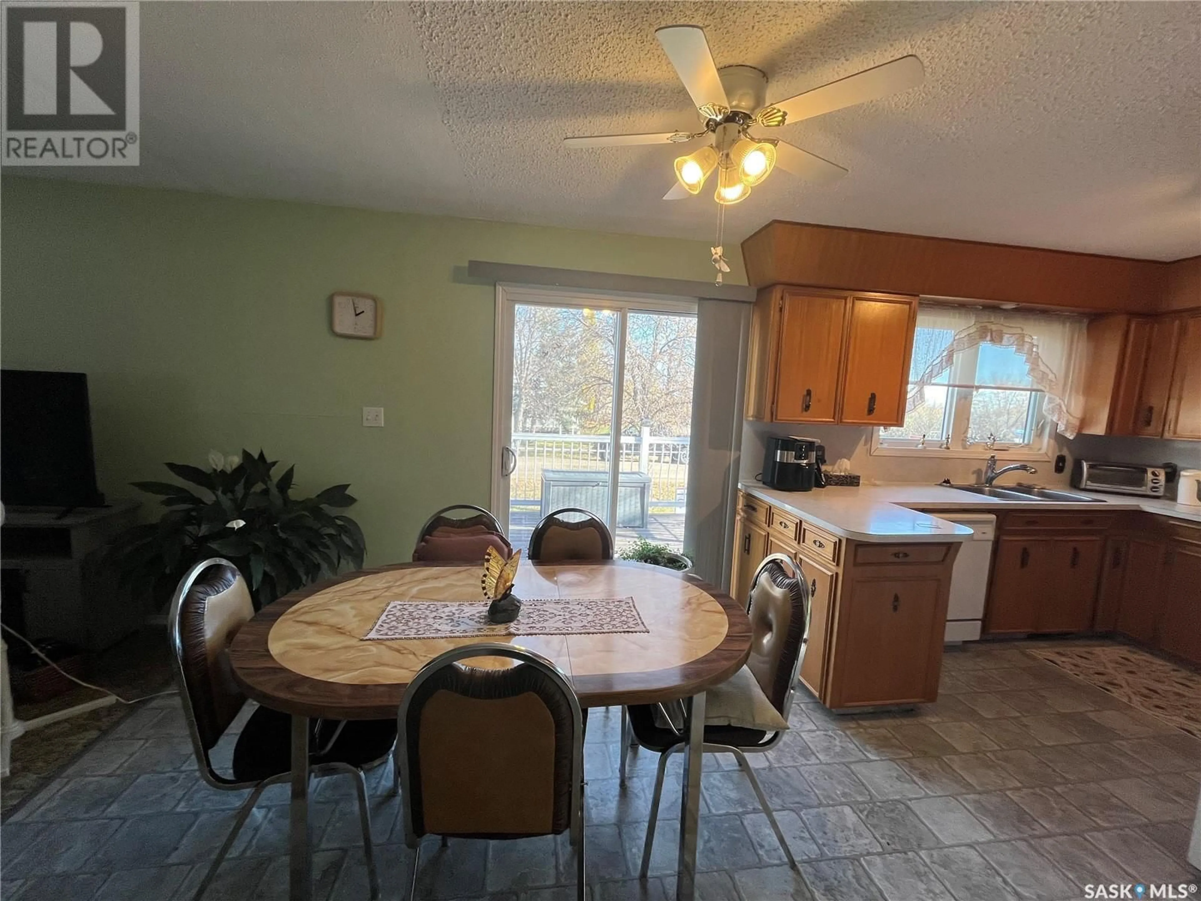 Unknown for 500 REED STREET, Morse Saskatchewan S0H3C0