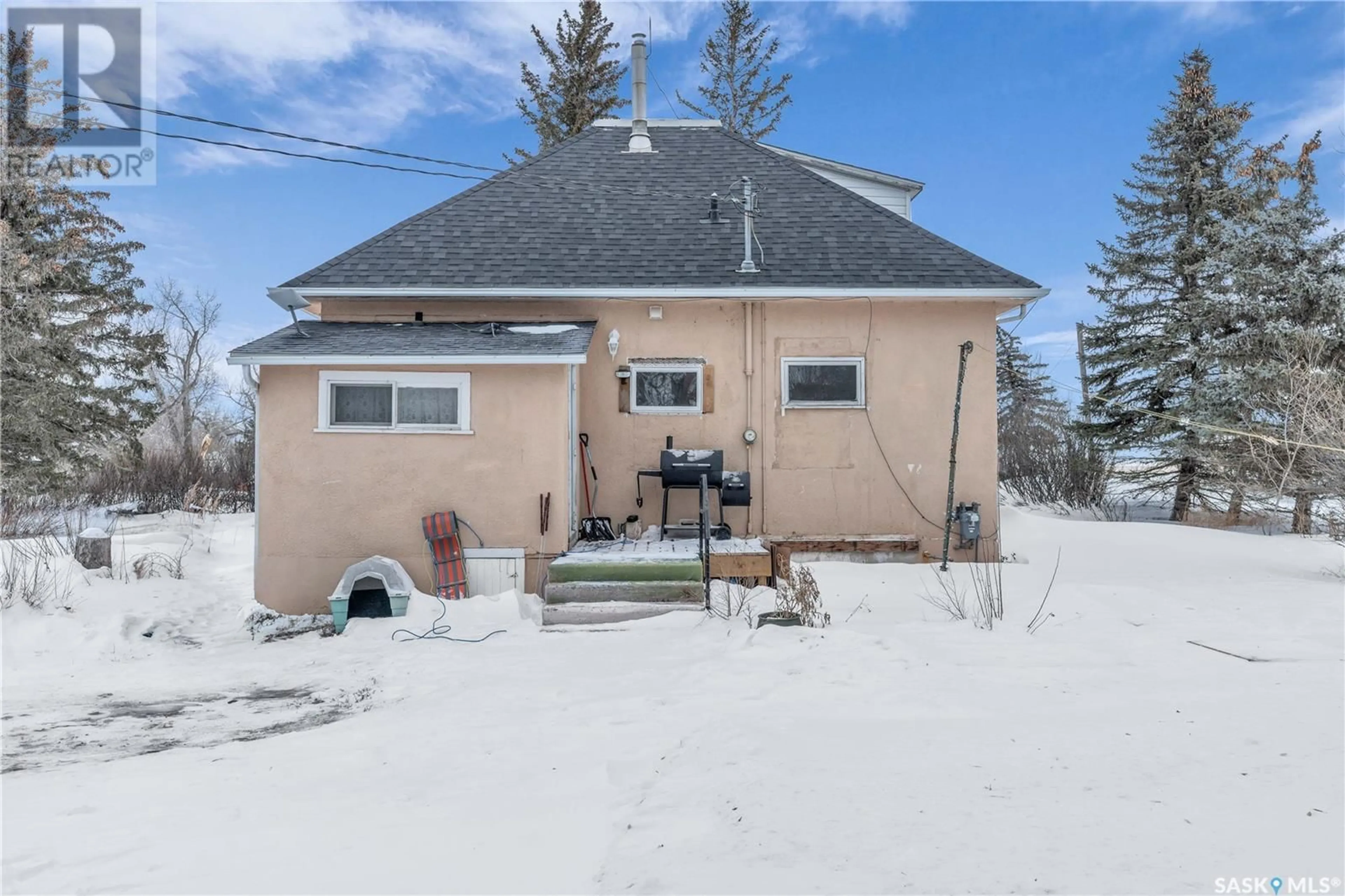 Patio, unknown for 75 Ontario STREET, Riceton Saskatchewan S0G4E0