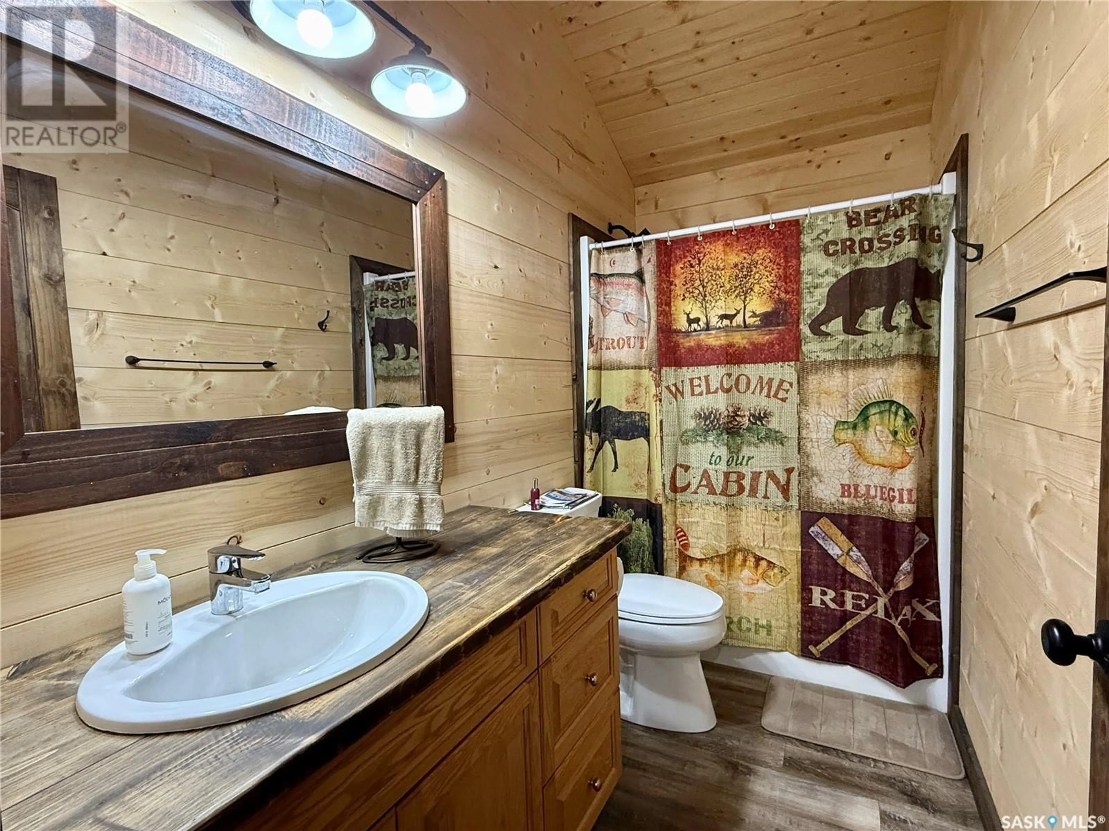 Standard bathroom, unknown for 118 Phillips CRESCENT, Phillips Grove Saskatchewan S0J0E0