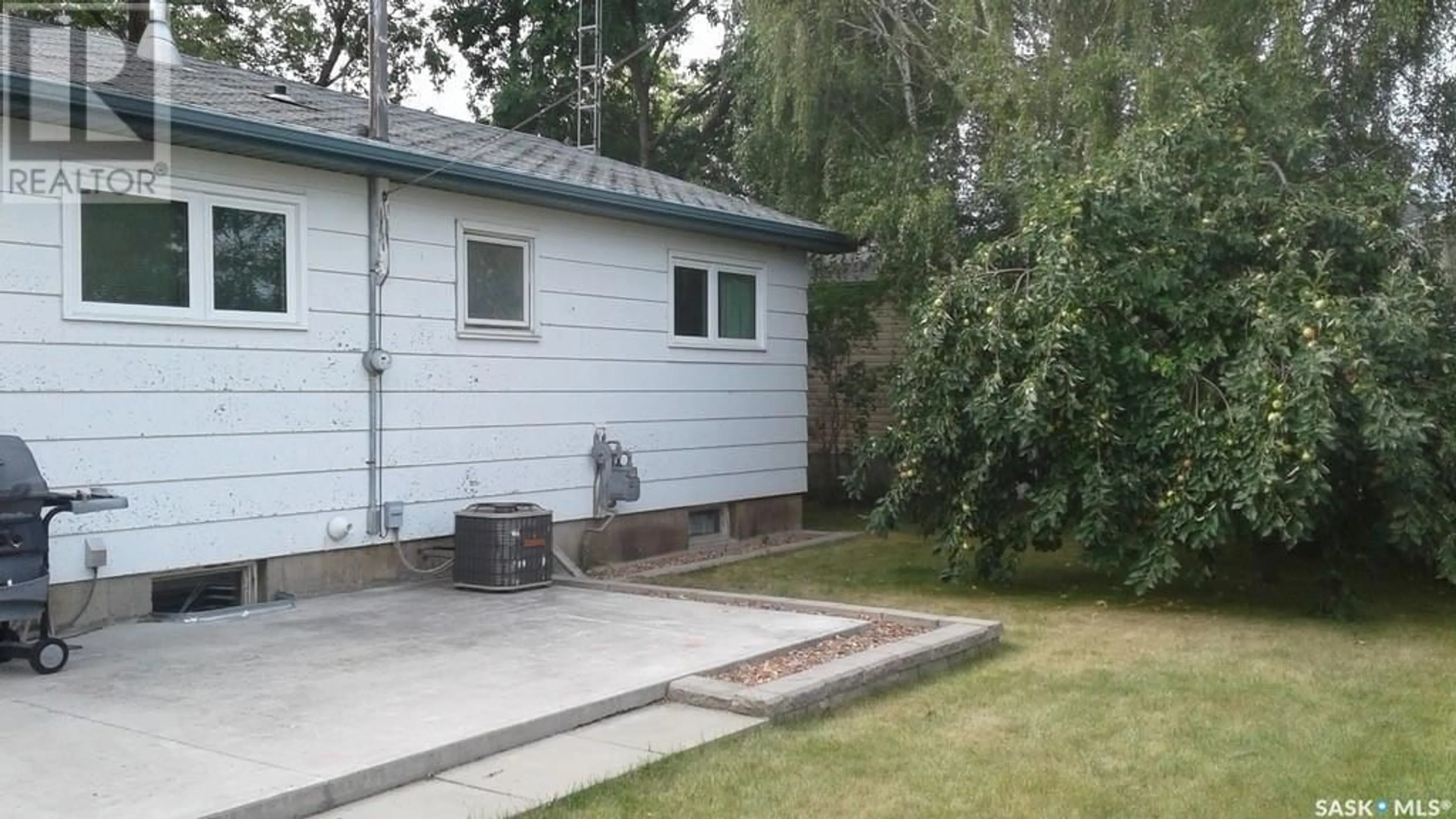 Patio, street for 218 King STREET, Quinton Saskatchewan S0A3G0