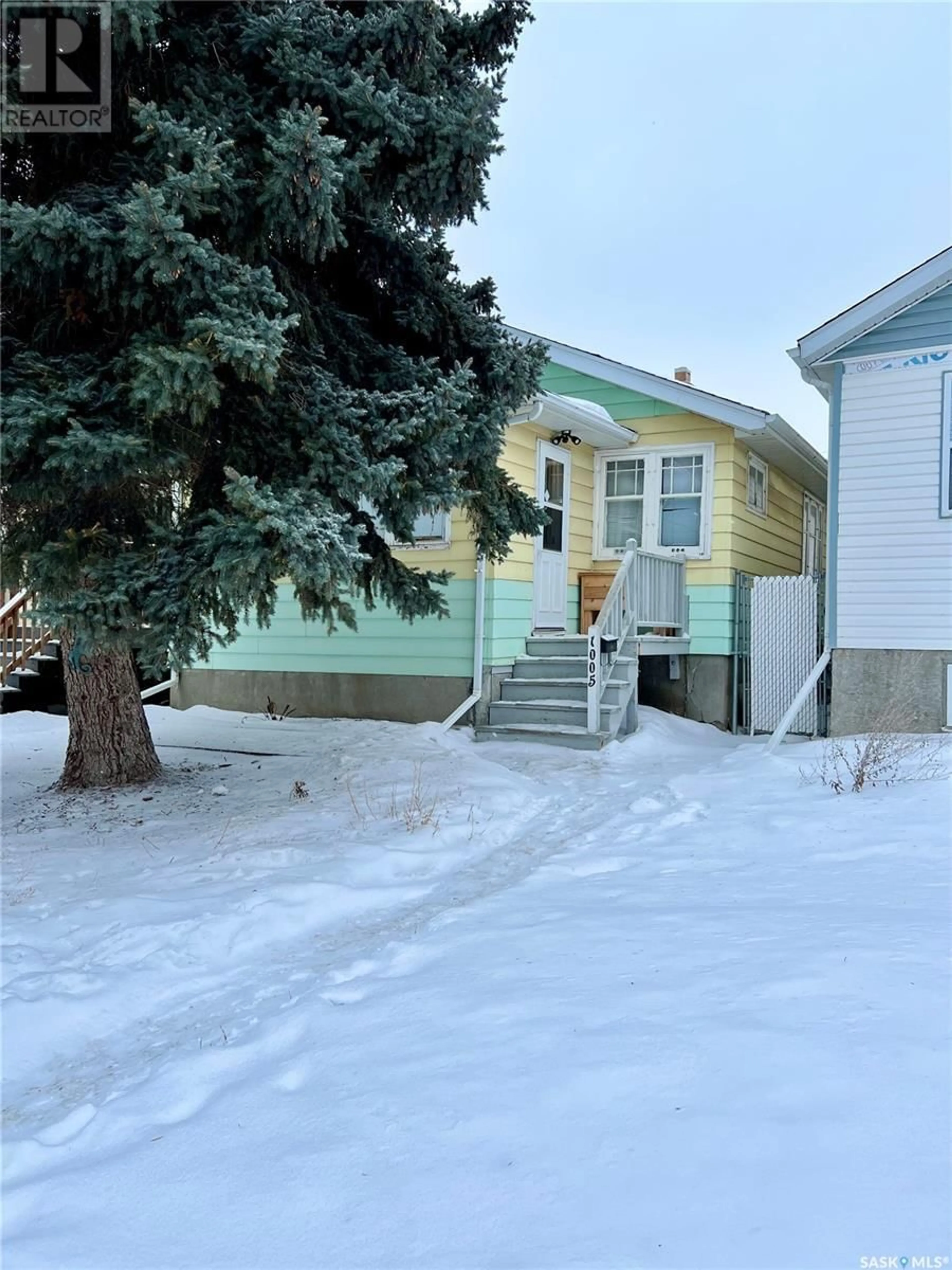 Unknown for 1005 Atkinson STREET, Regina Saskatchewan S4N3V2