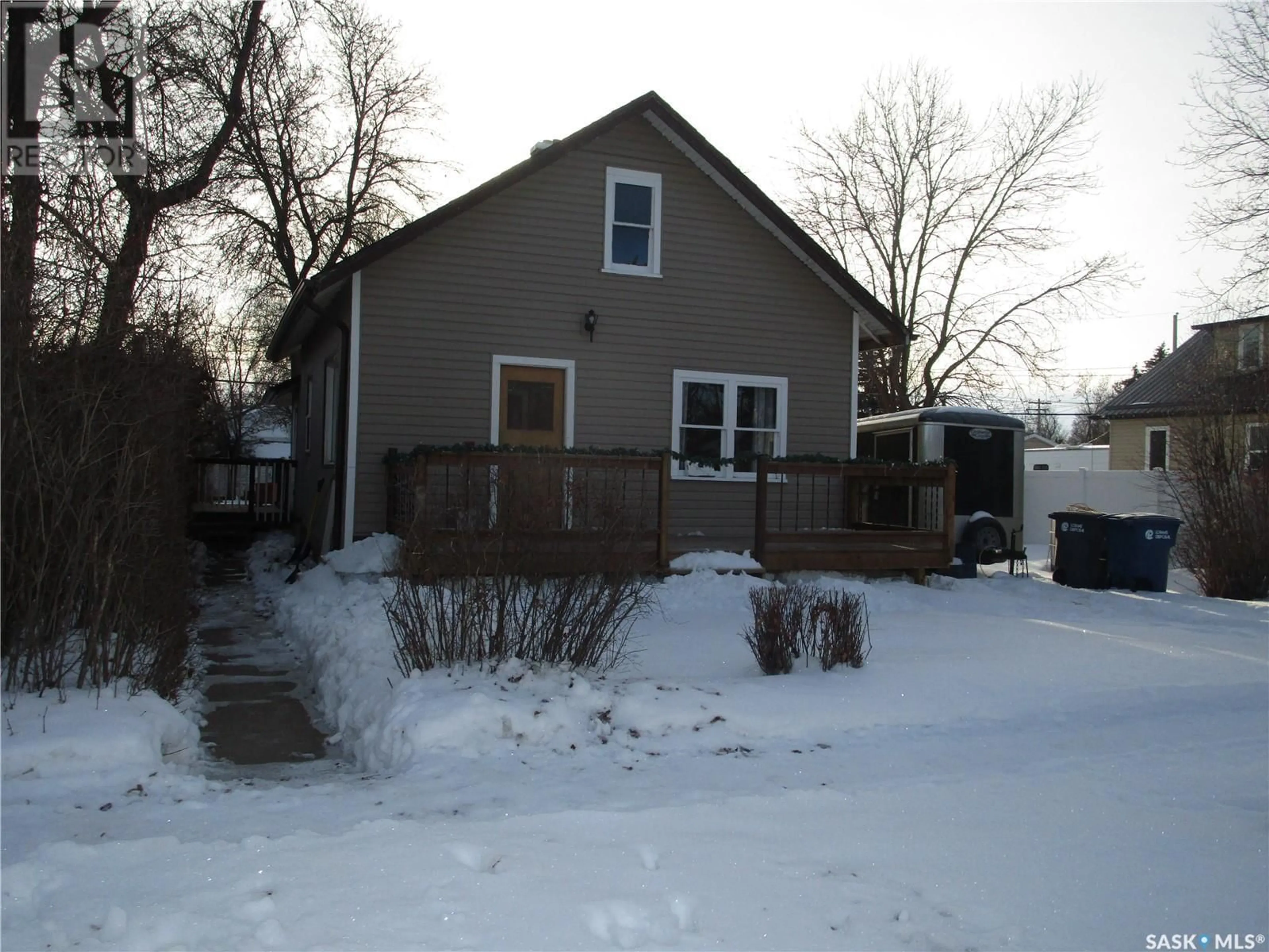 Unknown for 308 6th AVENUE E, Assiniboia Saskatchewan S0H0B0