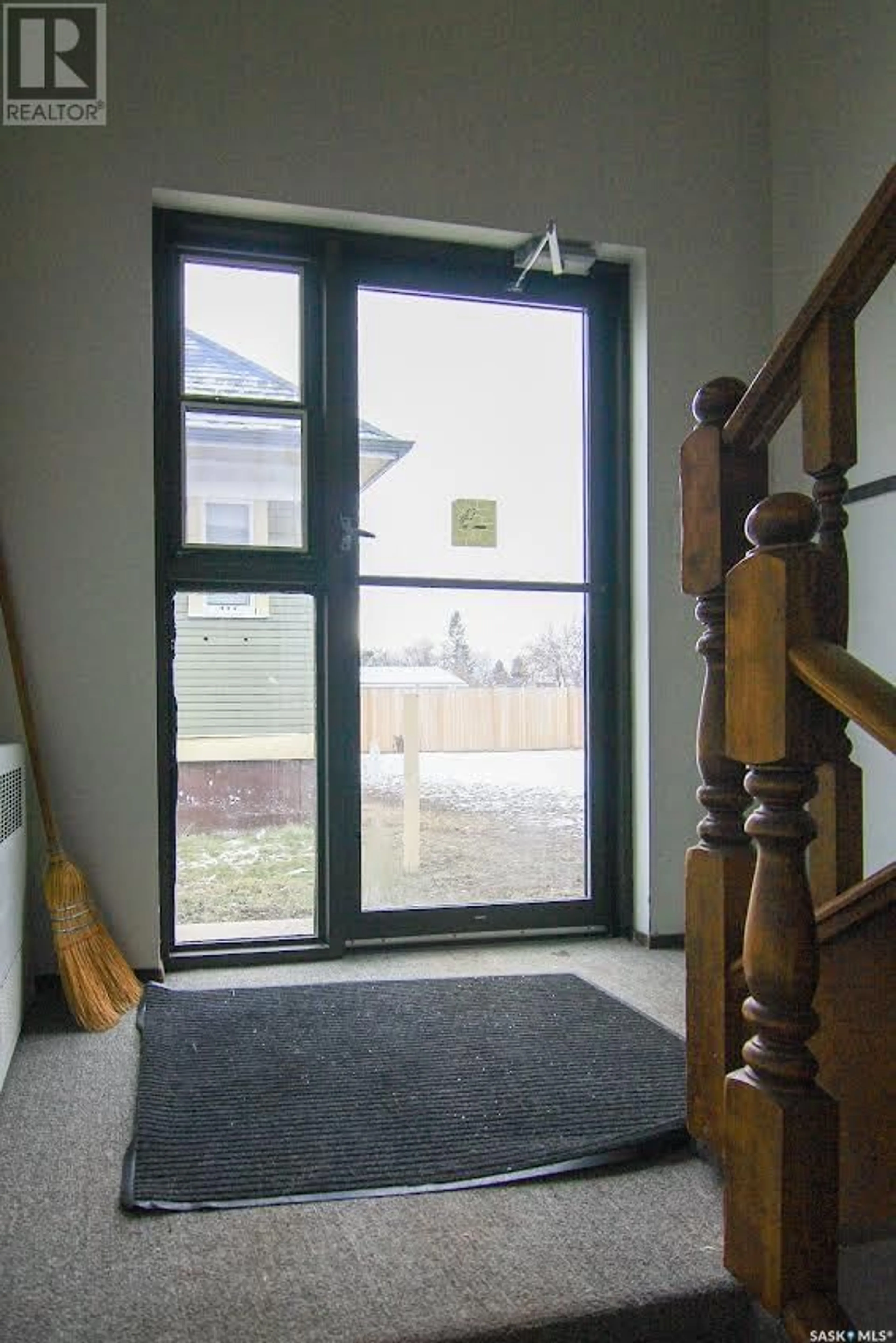 Indoor foyer for 144 First AVENUE N, Yorkton Saskatchewan S3N1J8