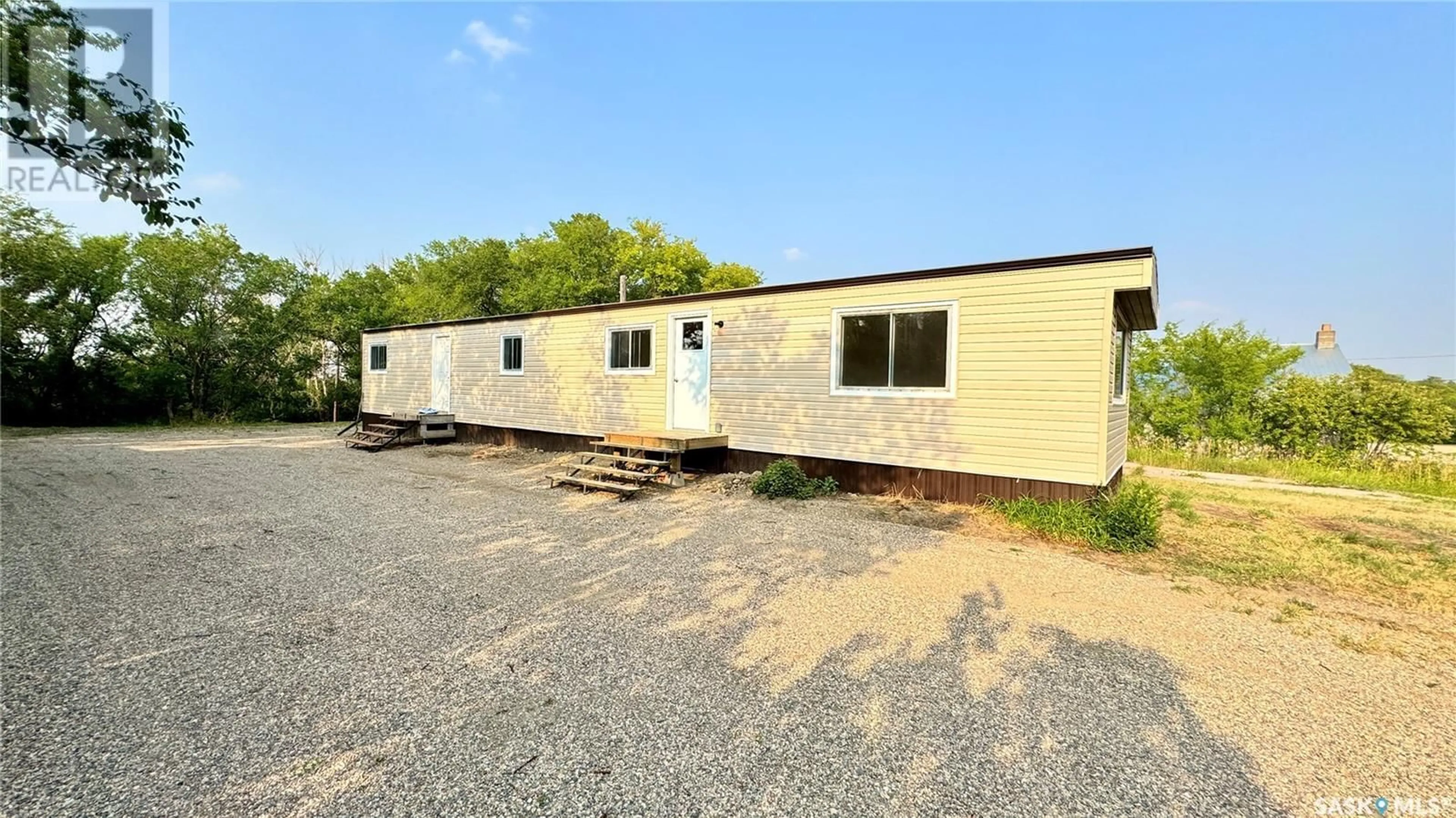 A pic from outside/outdoor area/front of a property/back of a property/a pic from drone, building for 216 Herbert STREET, Hawarden Saskatchewan S0H1Y0