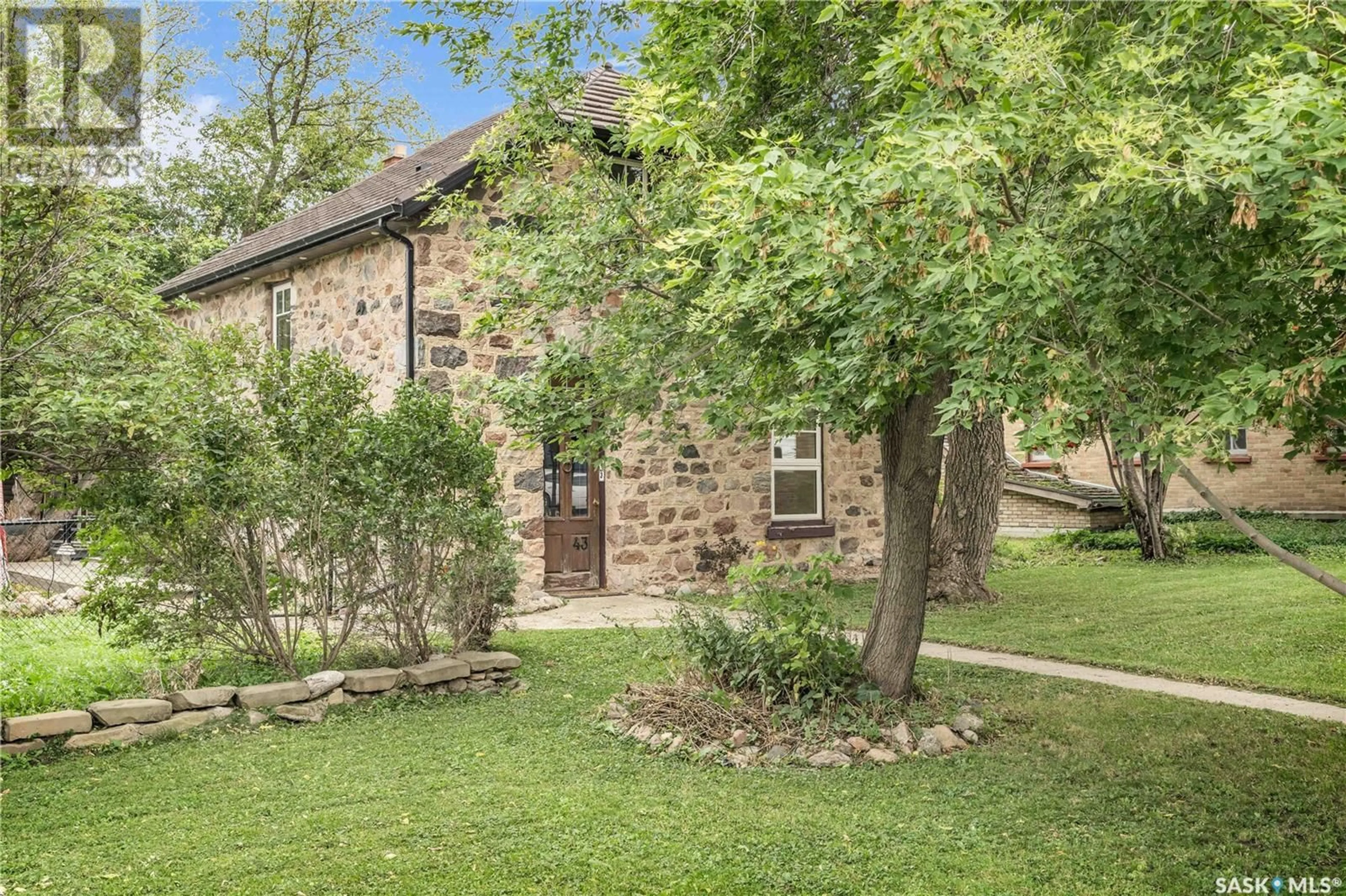 A pic from outside/outdoor area/front of a property/back of a property/a pic from drone, street for Street 43 Walsh STREET, Qu'Appelle Saskatchewan S0G4A0