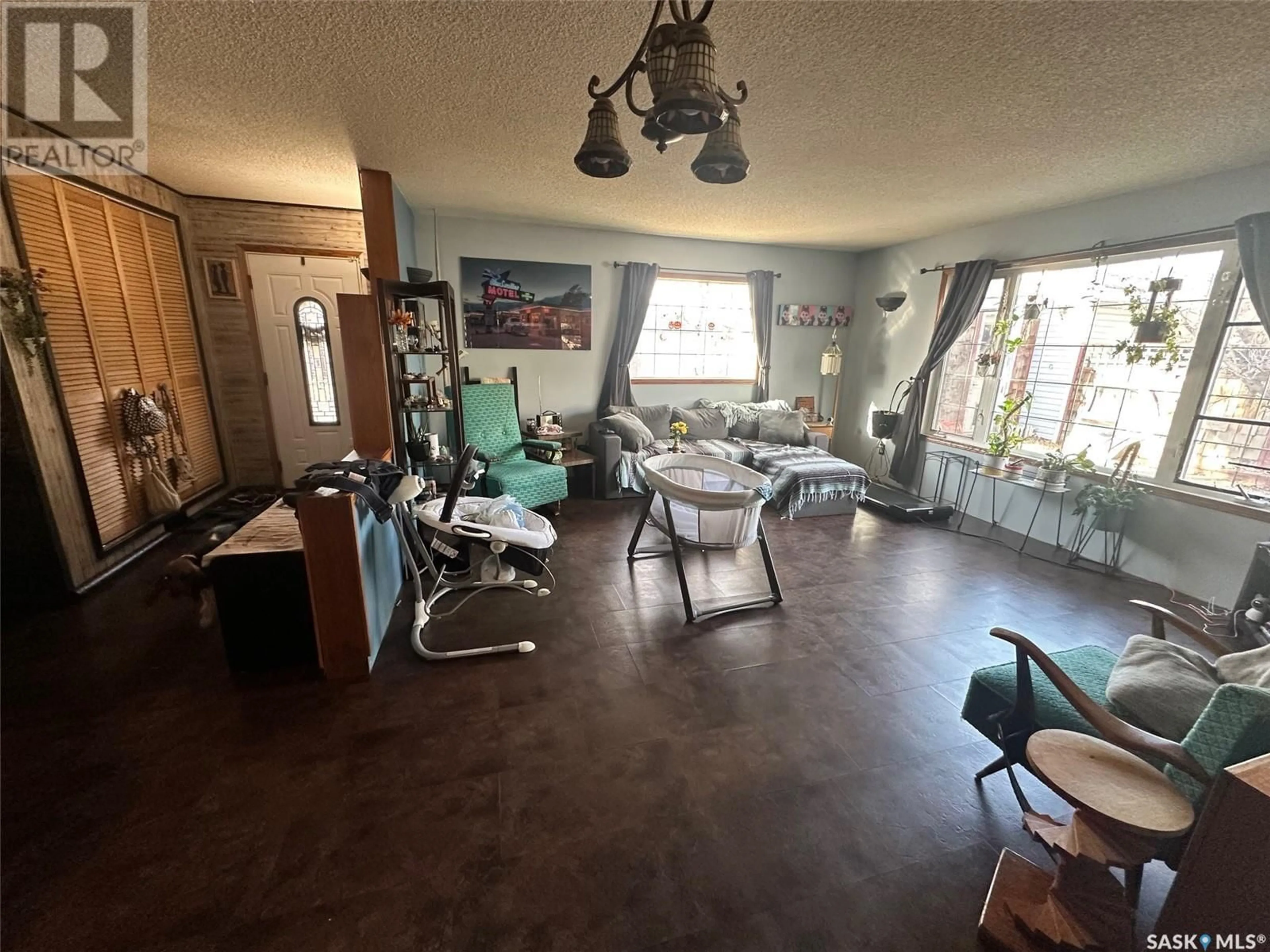 A pic of a room for 607 North Railway STREET E, Swift Current Saskatchewan S9H1C9