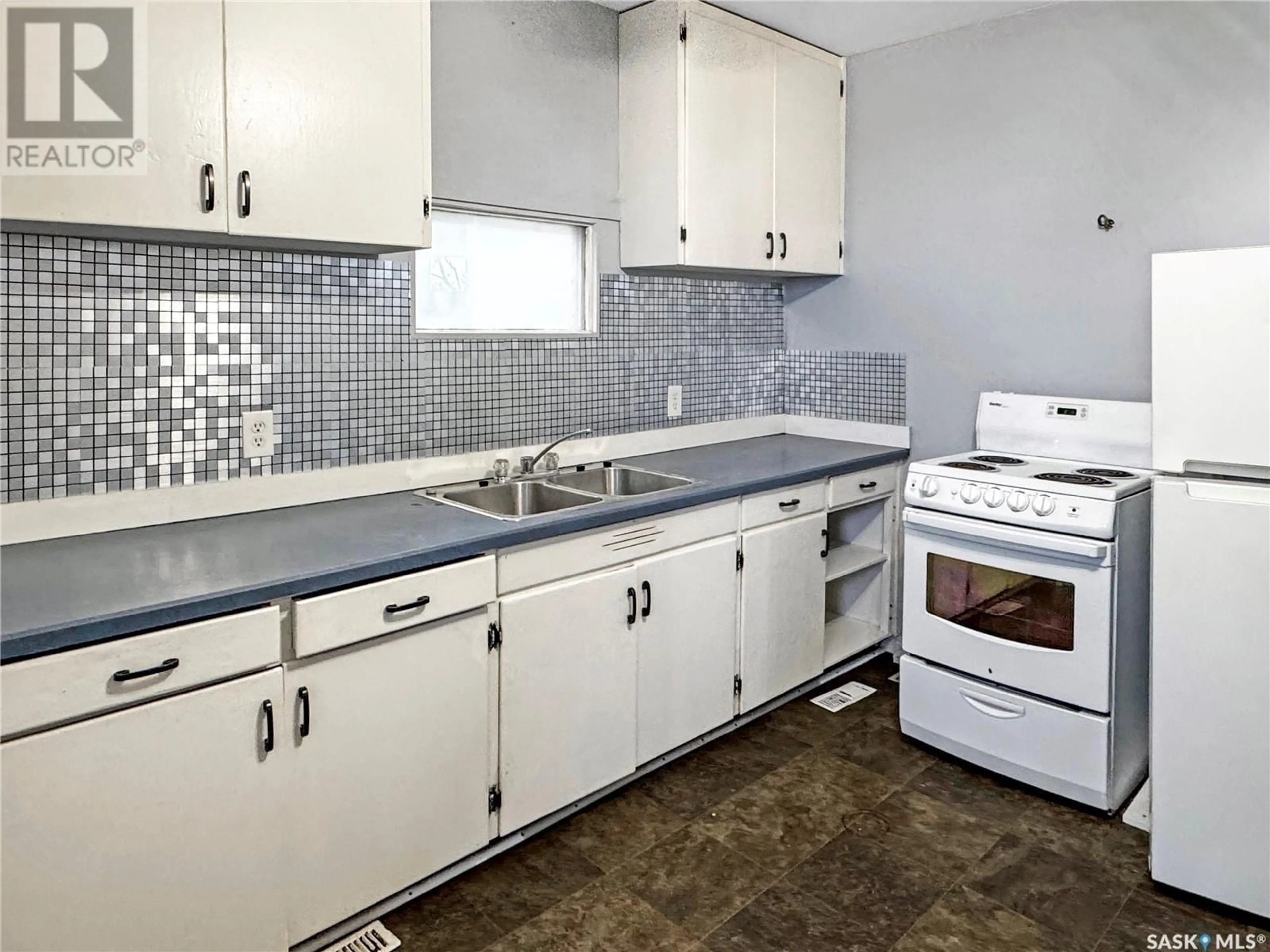 Standard kitchen, ceramic/tile floor for 711 110th STREET, North Battleford Saskatchewan S9A2G7