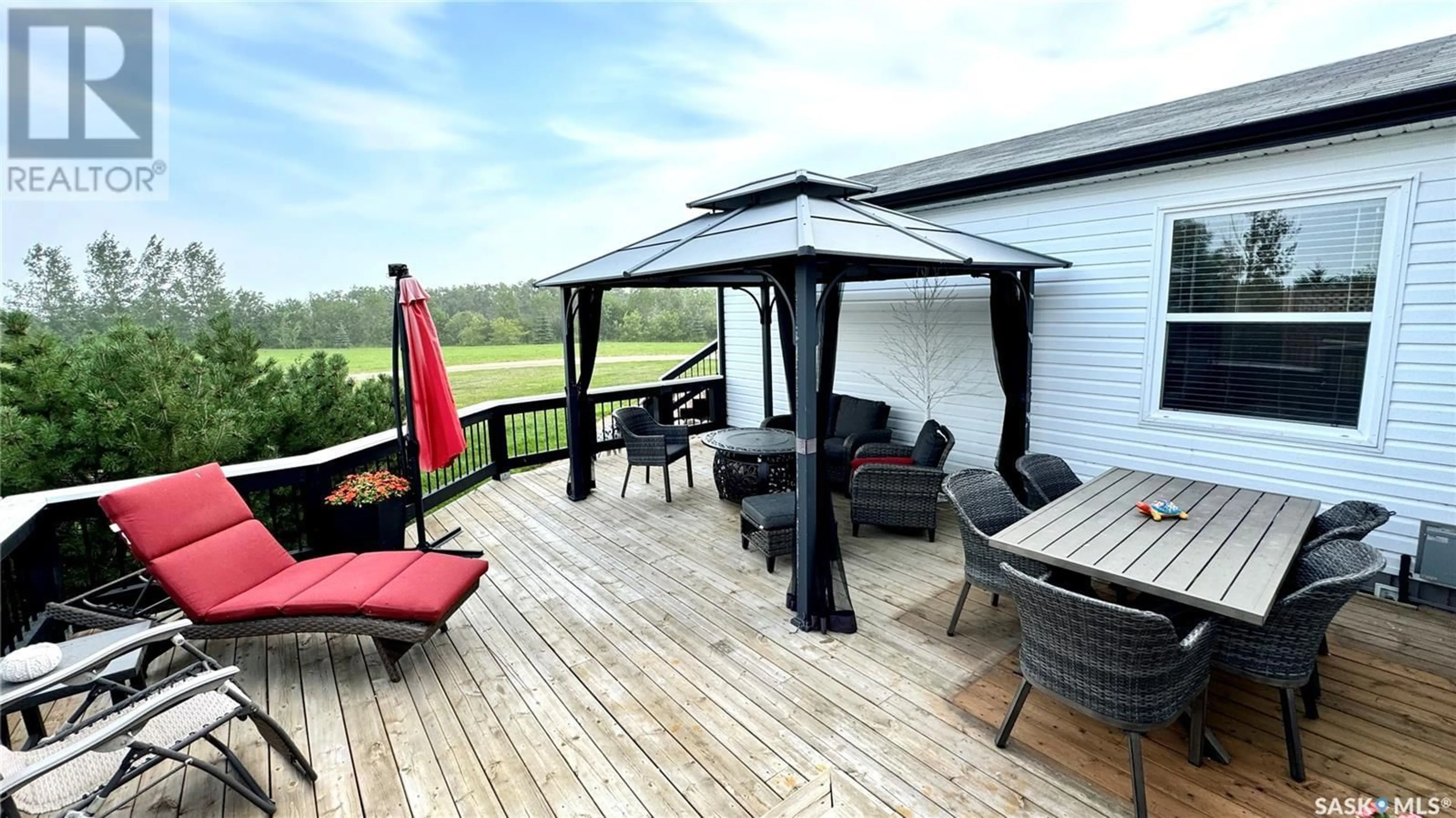 Patio, water/lake/river/ocean view for West Hawarden Acreage, Loreburn Rm No. 254 Saskatchewan S0H1Y0