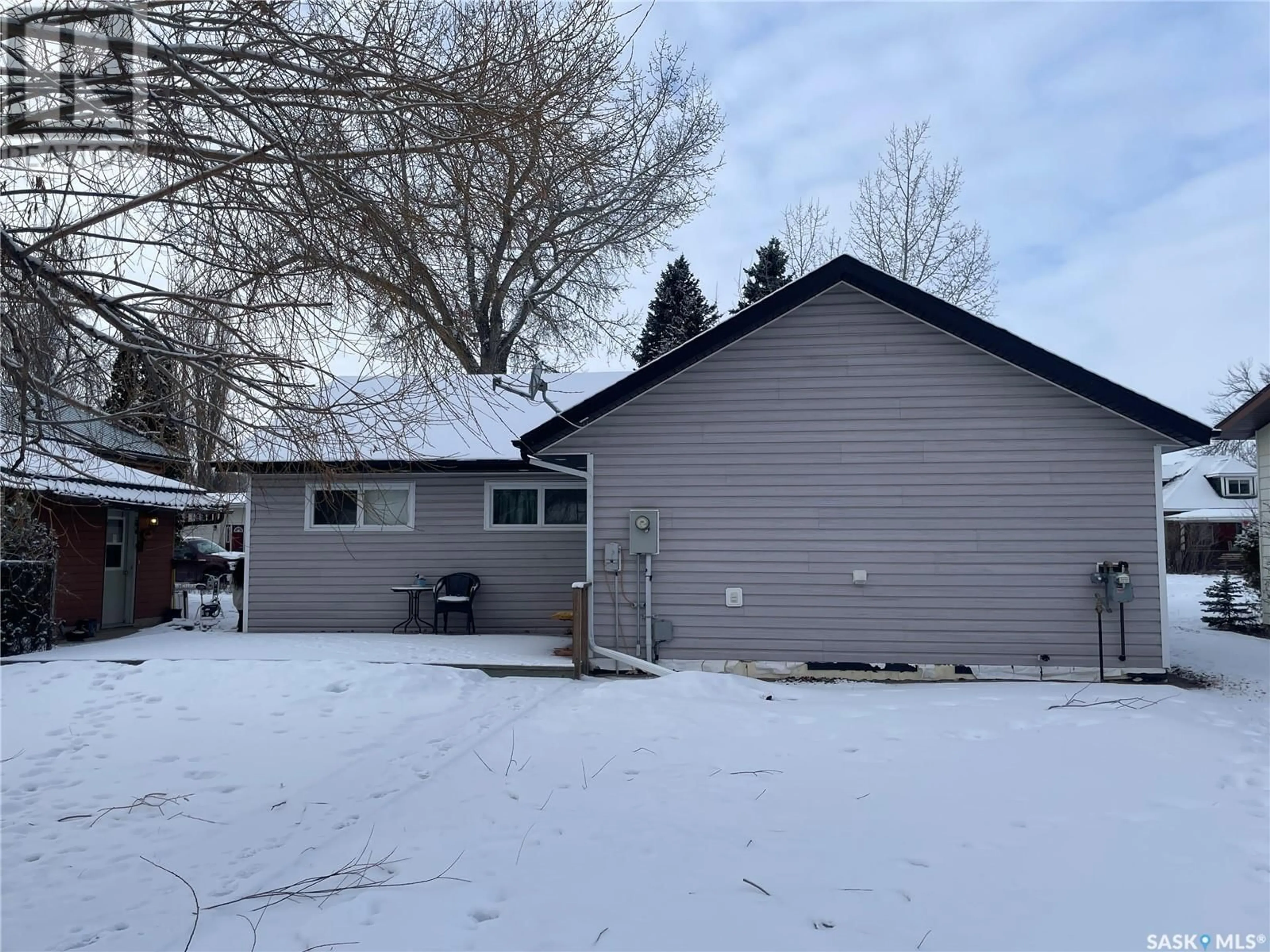 Patio, street for 312 CYPRESS STREET, Maple Creek Saskatchewan S0N1N0