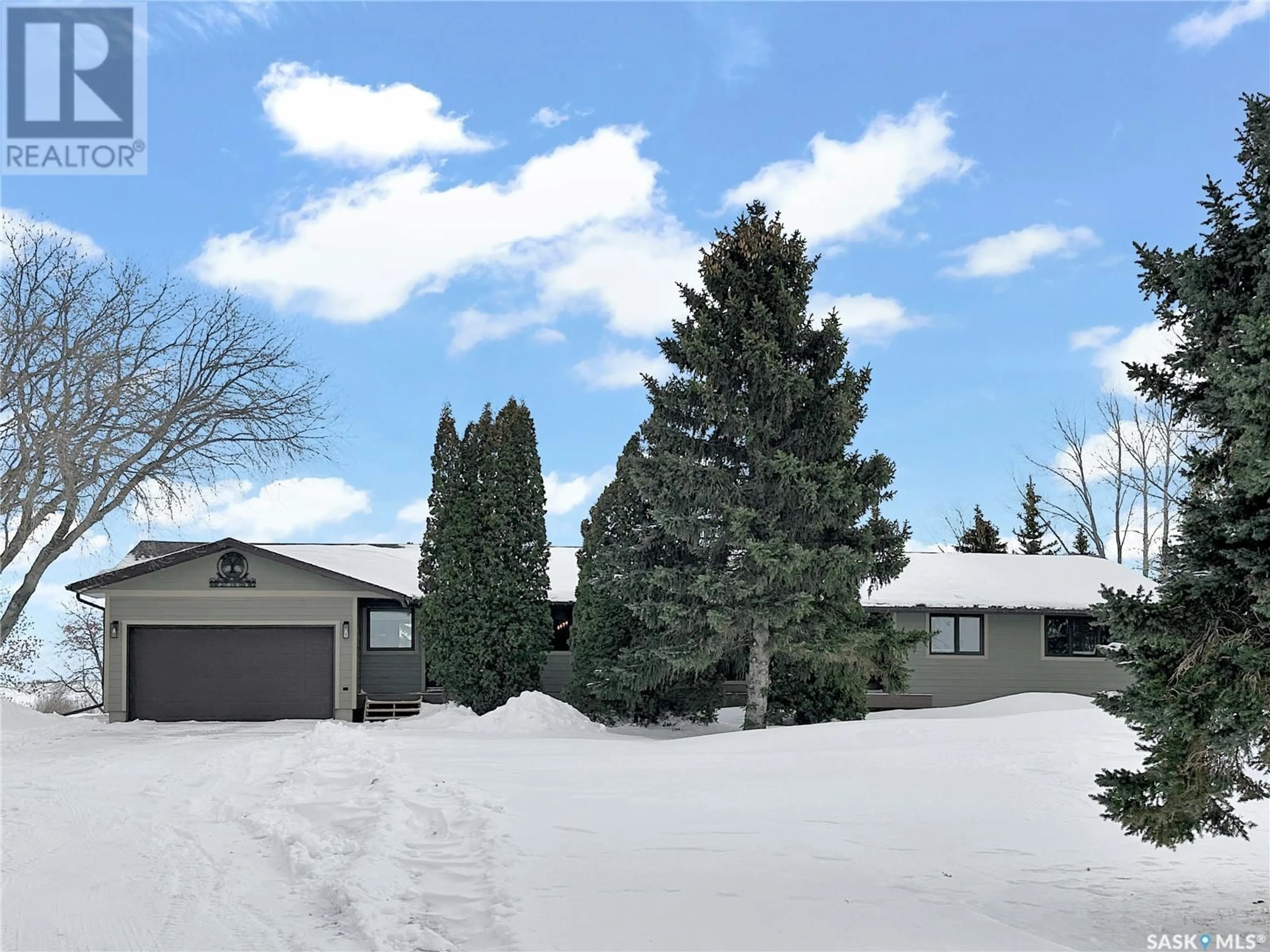 A pic from outside/outdoor area/front of a property/back of a property/a pic from drone, street for 605 Acreage, Grayson Rm No. 184 Saskatchewan S0A1E0