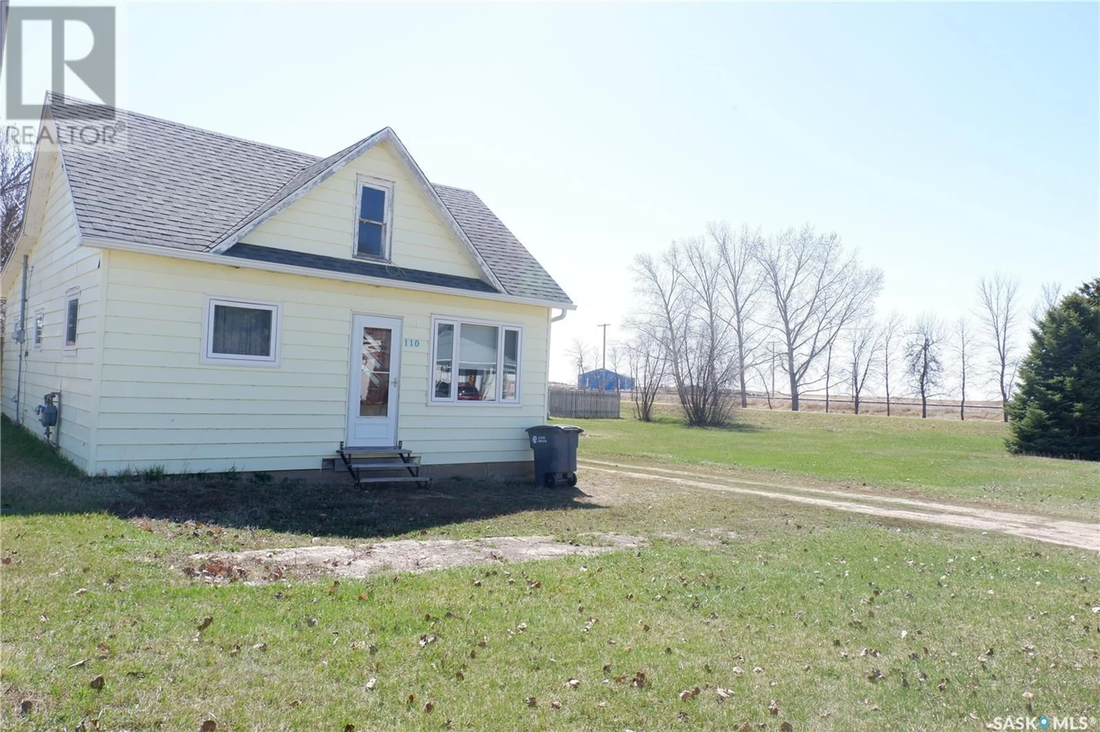 Unknown for 110 RAILWAY AVE, Eyebrow Saskatchewan S0H1L0
