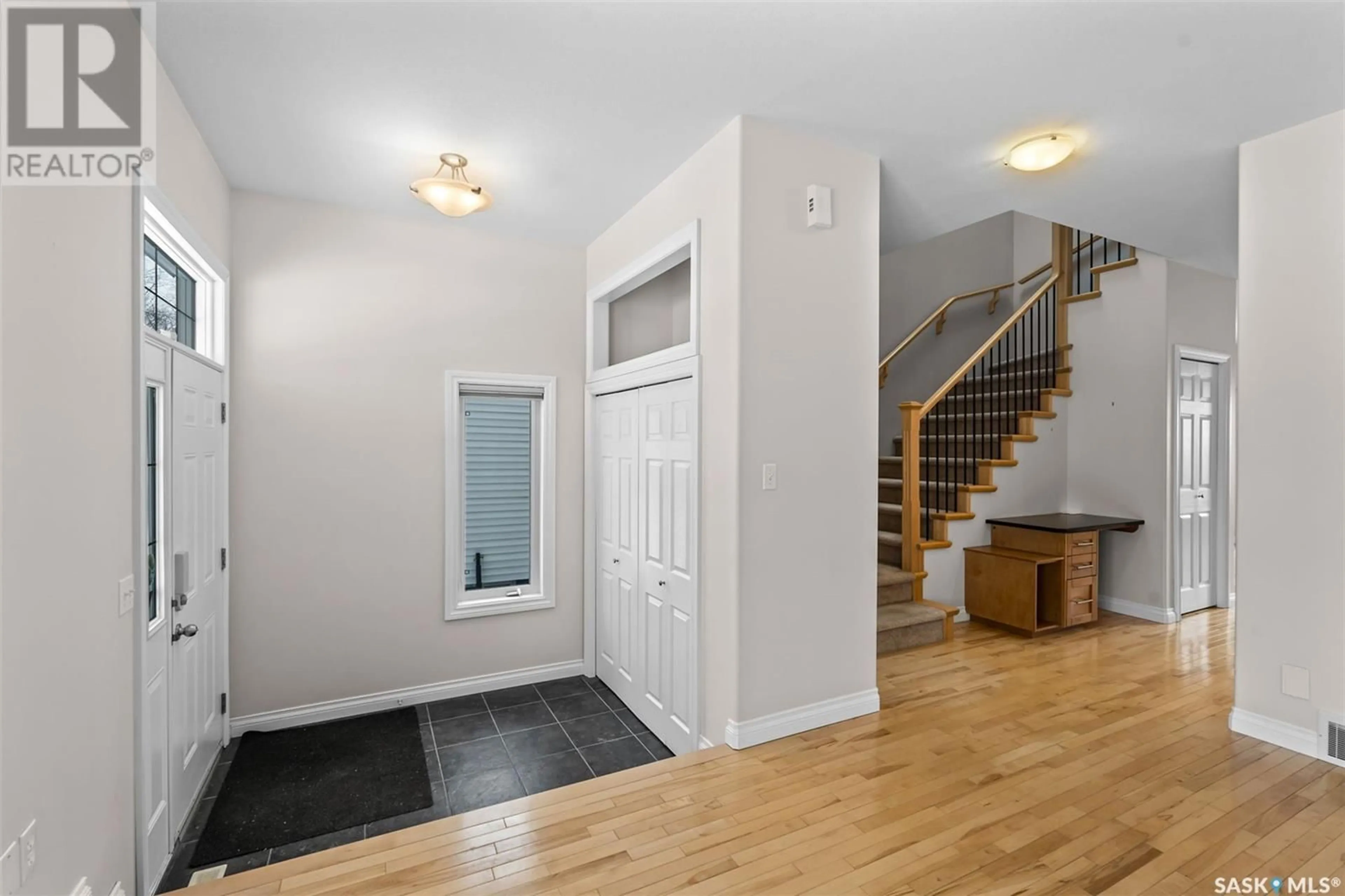 Indoor entryway for 1226 Main STREET, Saskatoon Saskatchewan S7H0L2