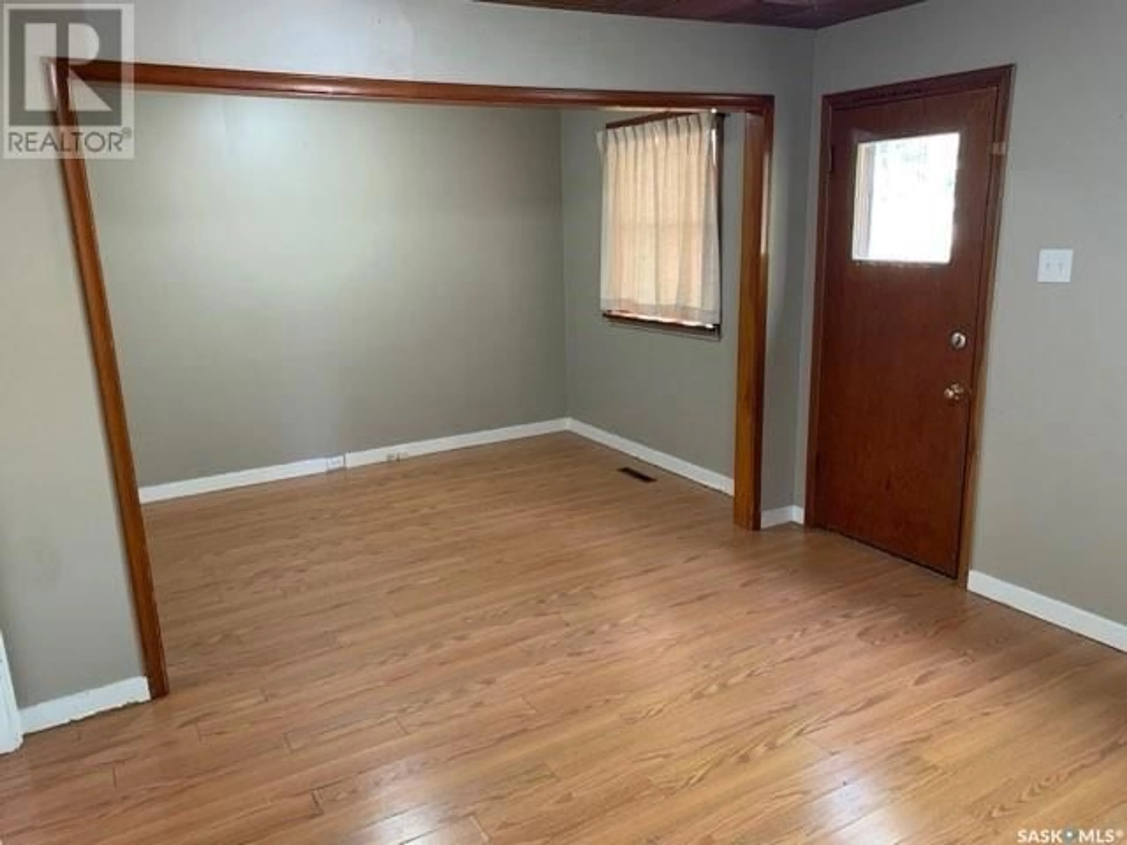 A pic of a room for 702 Athol STREET, Regina Saskatchewan S4T3B3