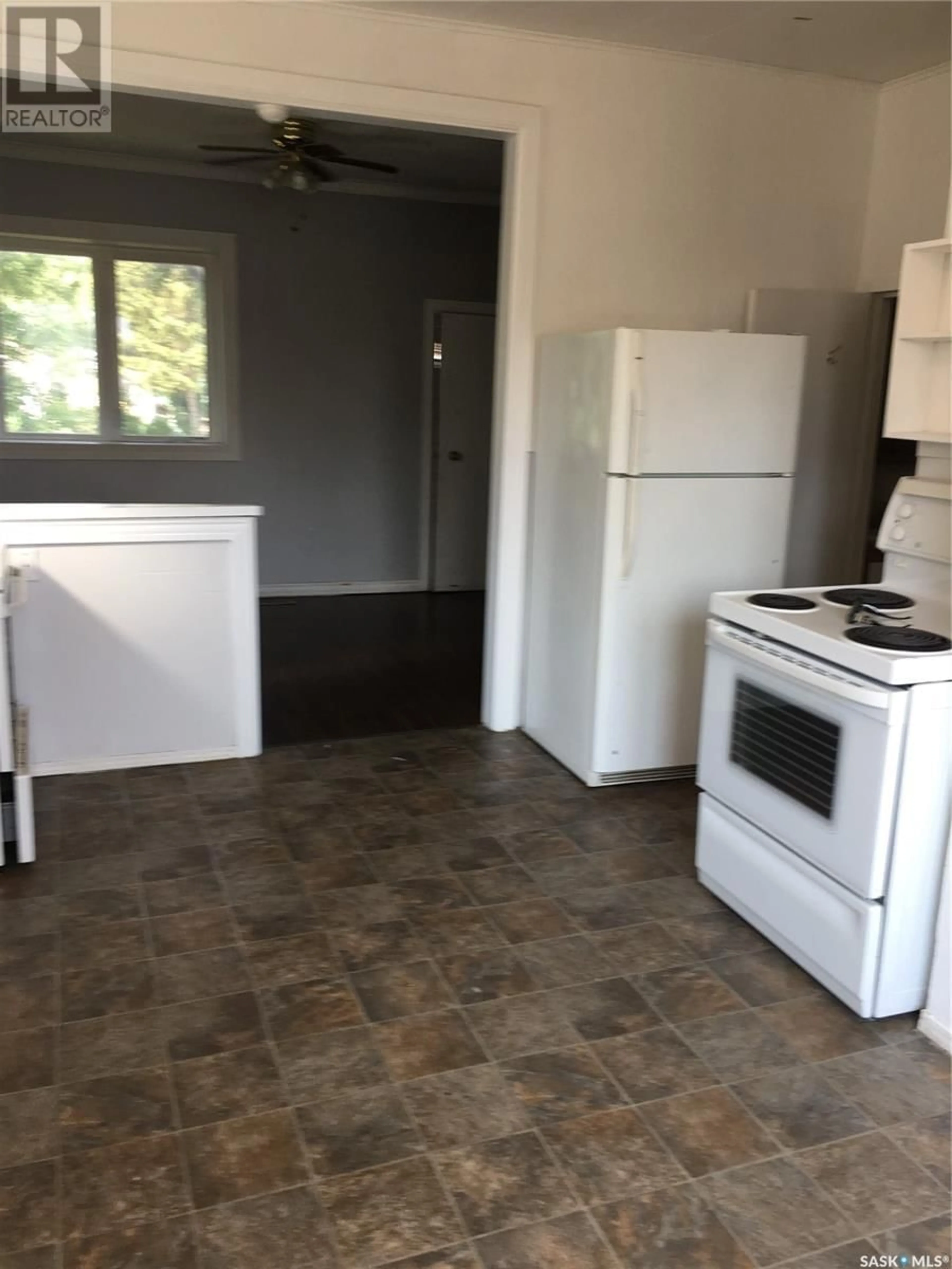 Standard kitchen, unknown for 1155 ATKINSON STREET, Regina Saskatchewan S4N3V5