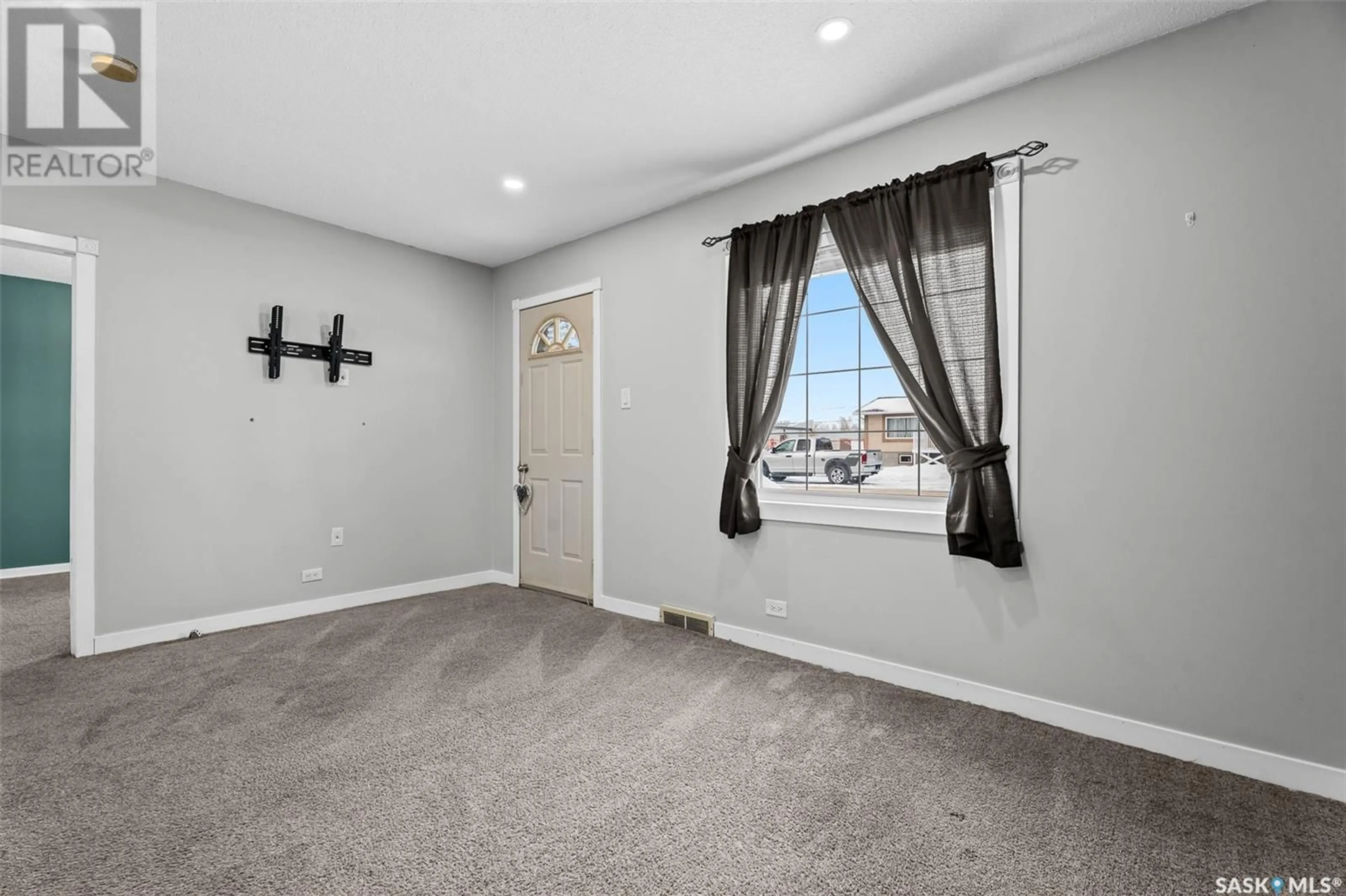 A pic of a room for 841 Hochelaga STREET E, Moose Jaw Saskatchewan S6H0R2