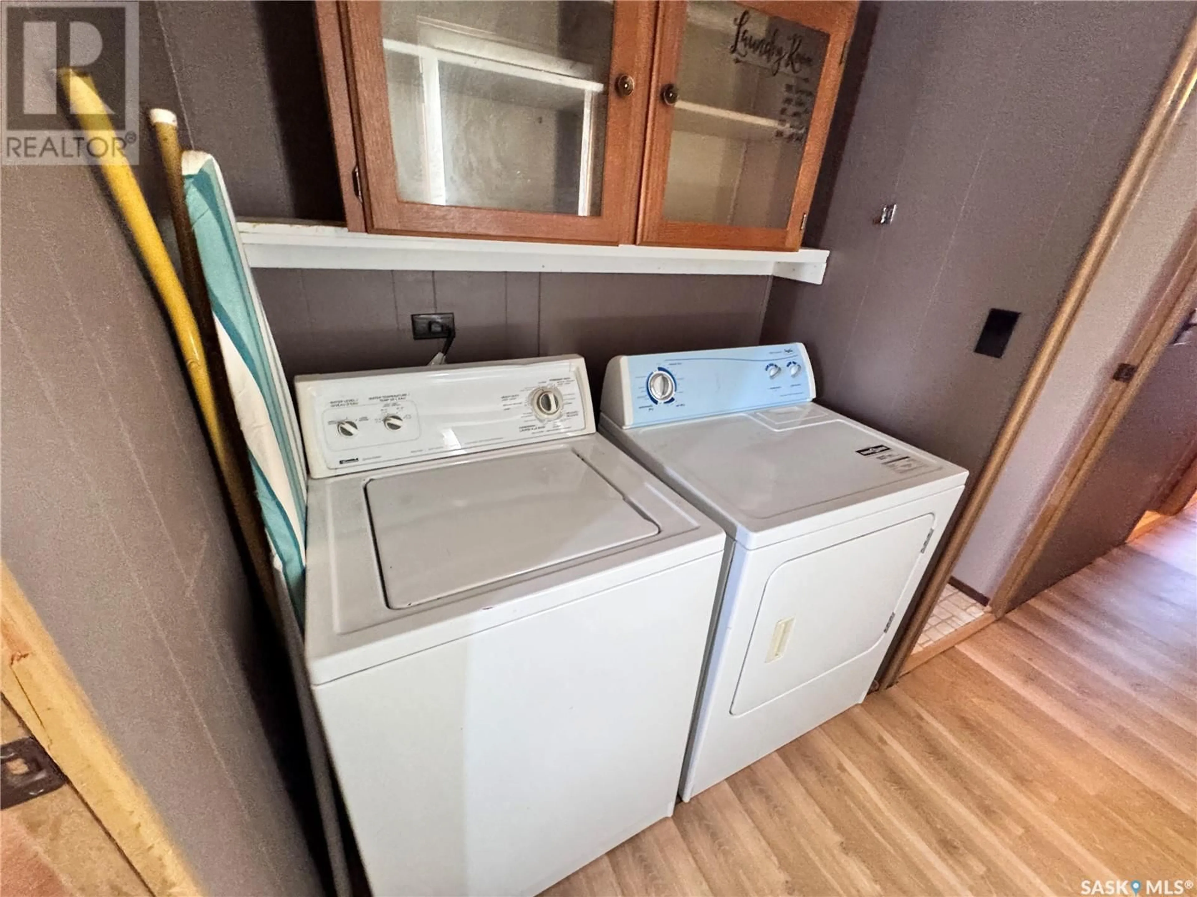 Laundry room for 106 Humboldt STREET, Jansen Saskatchewan S0K2B0