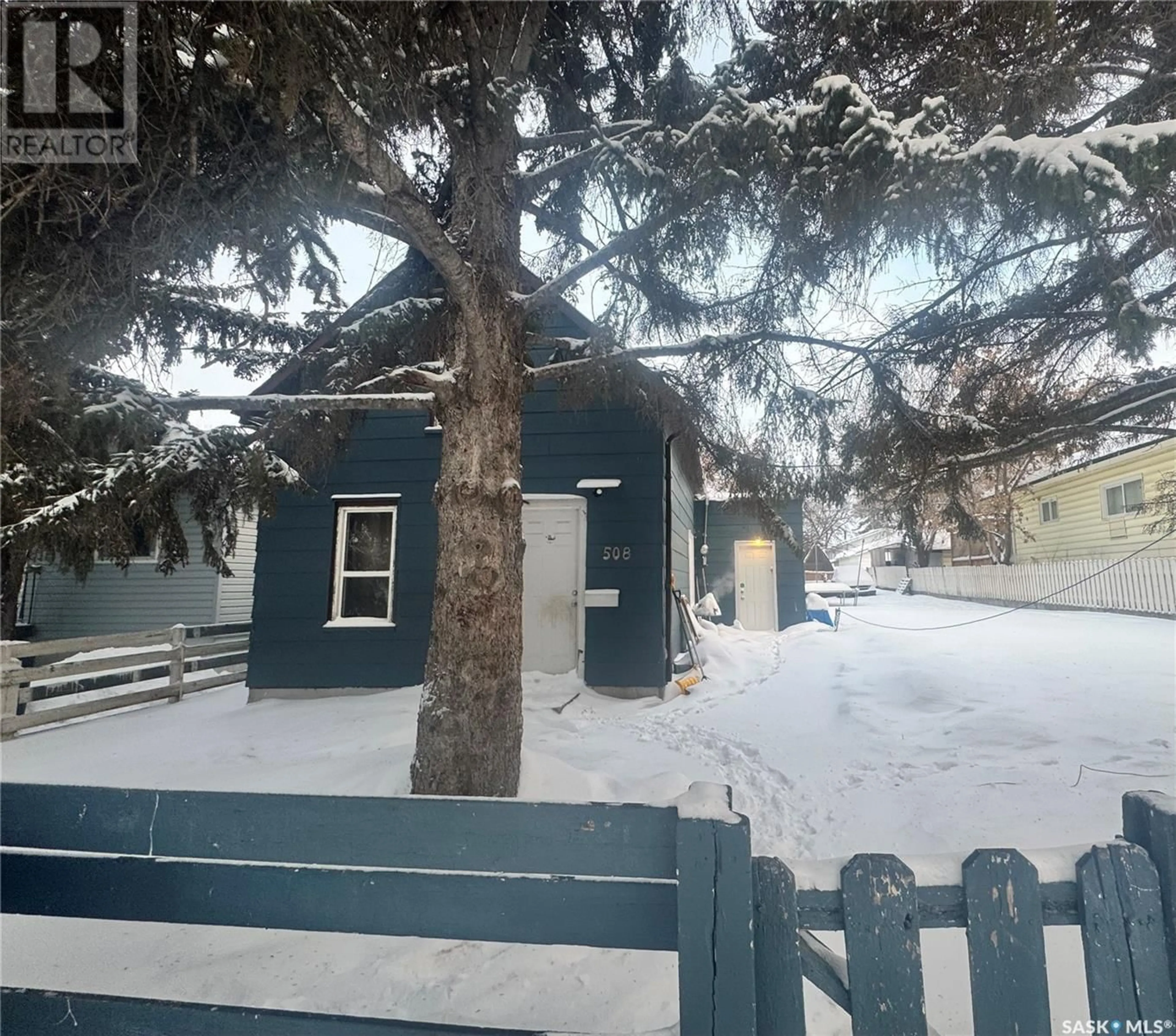 Shed for 508 L AVENUE N, Saskatoon Saskatchewan S7L2P9