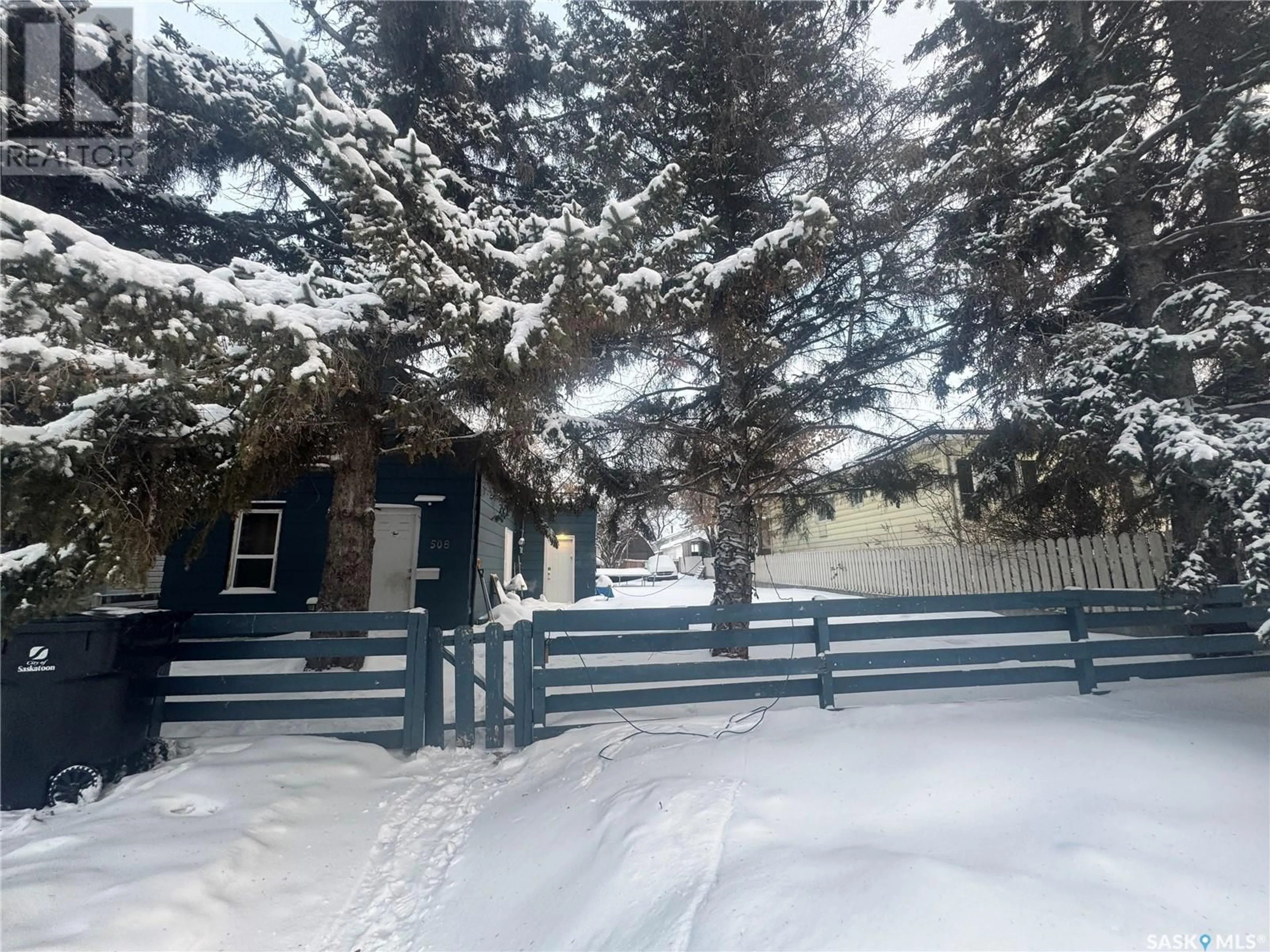 Shed for 508 L AVENUE N, Saskatoon Saskatchewan S7L2P9