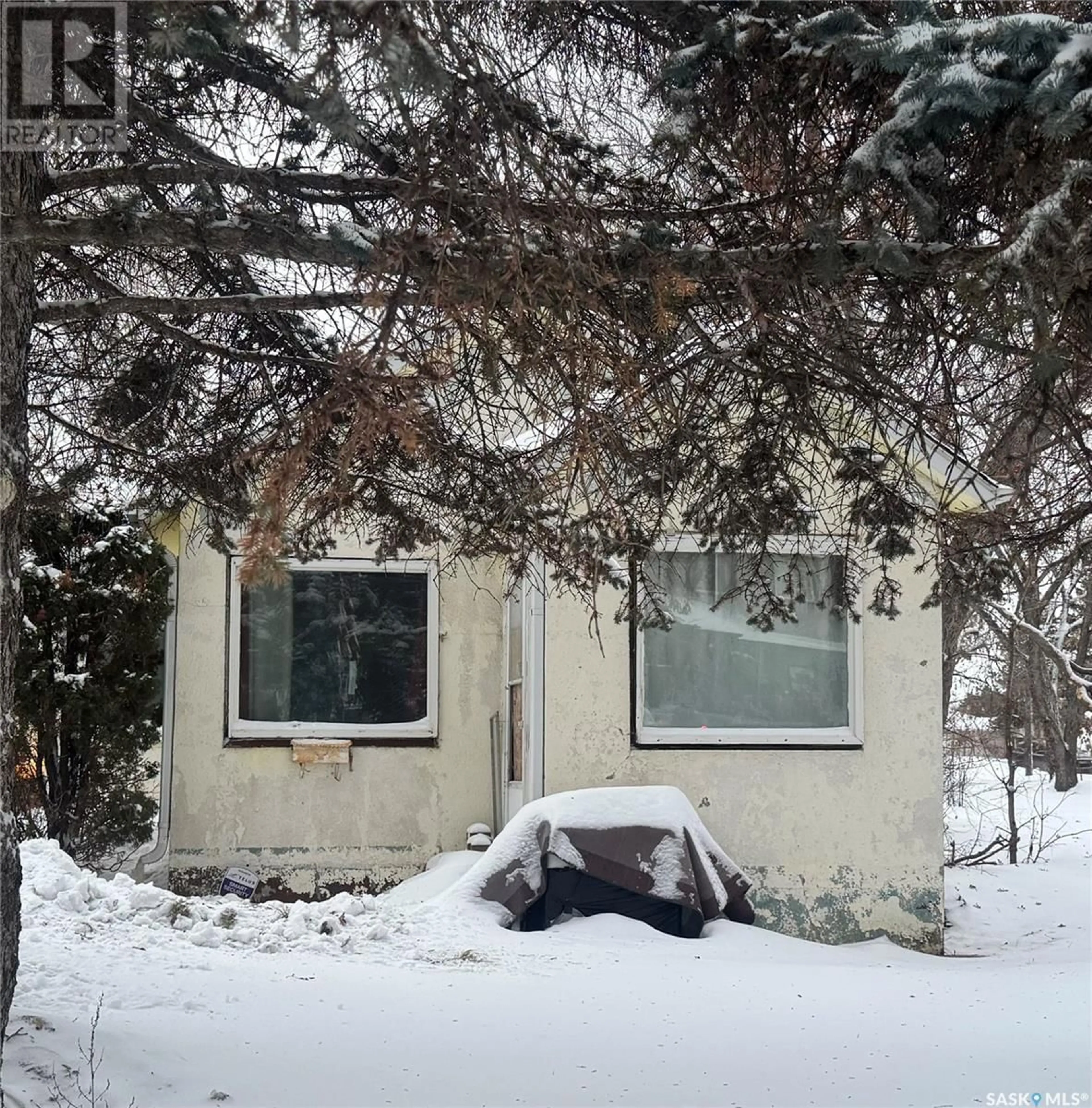 Shed for 111 T AVENUE N, Saskatoon Saskatchewan S7L3A9