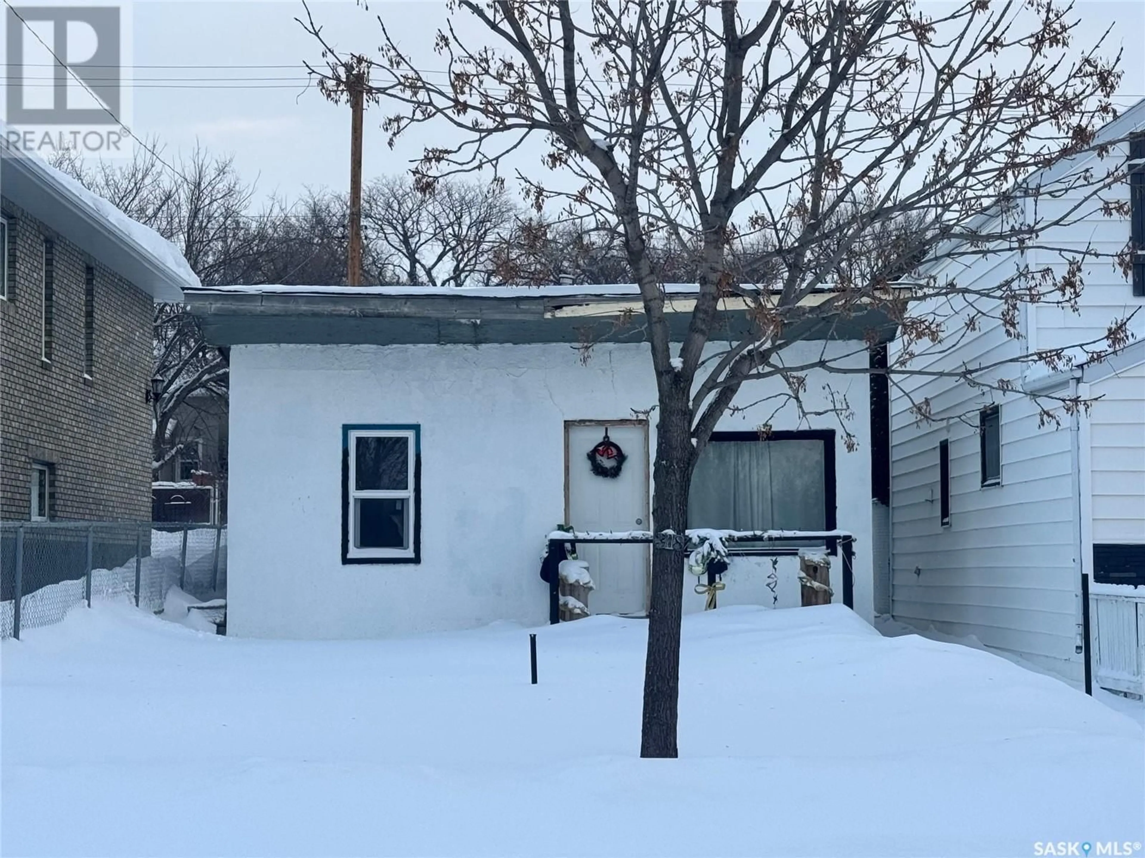 Shed for 318 K AVENUE N, Saskatoon Saskatchewan S7L2P5