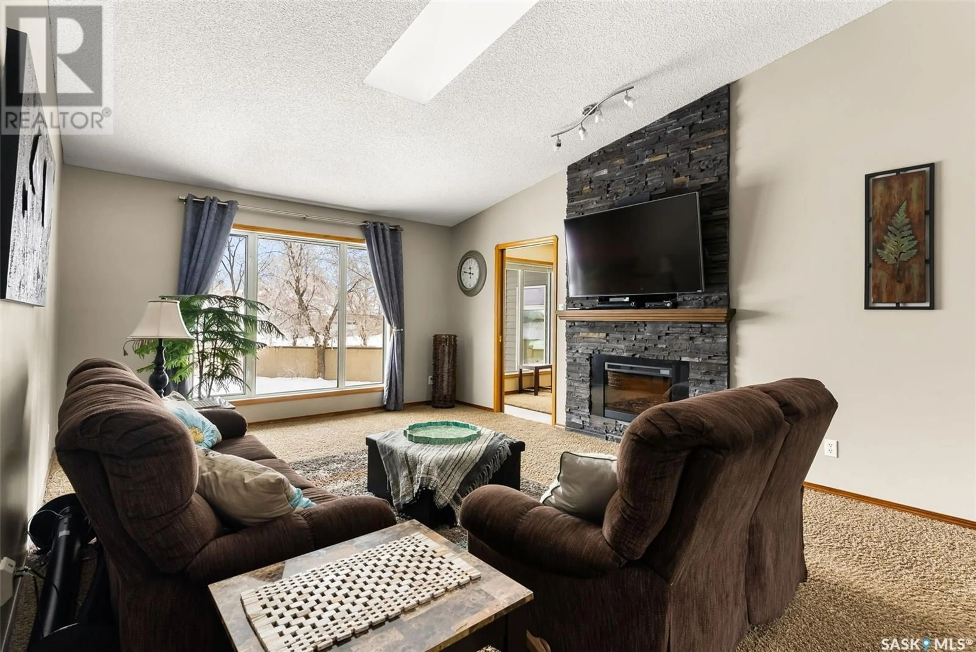 Living room with furniture, unknown for 3544 Canterbury PLACE E, Regina Saskatchewan S4V2T4